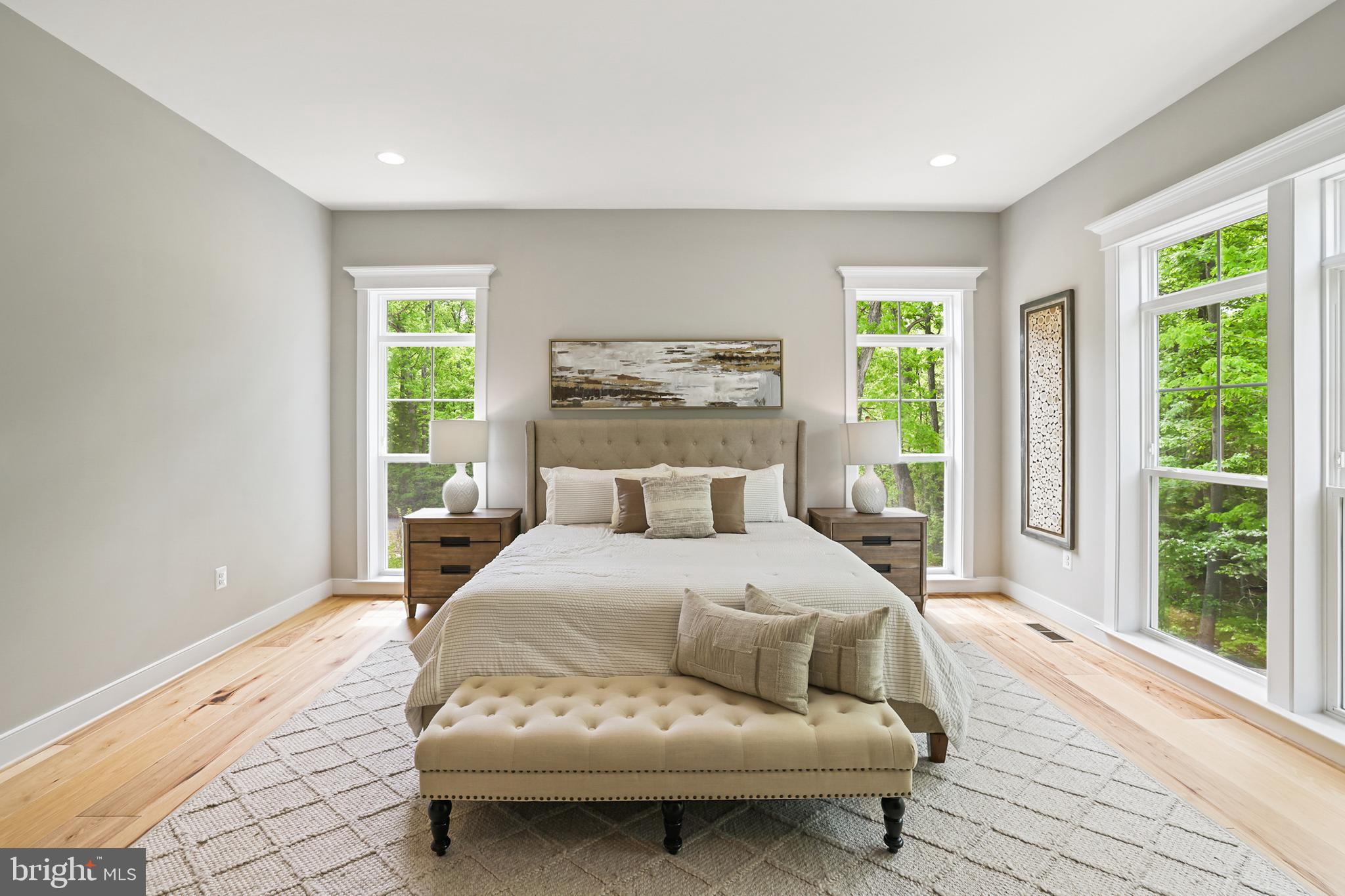 BRADDOCK WOODS - Residential