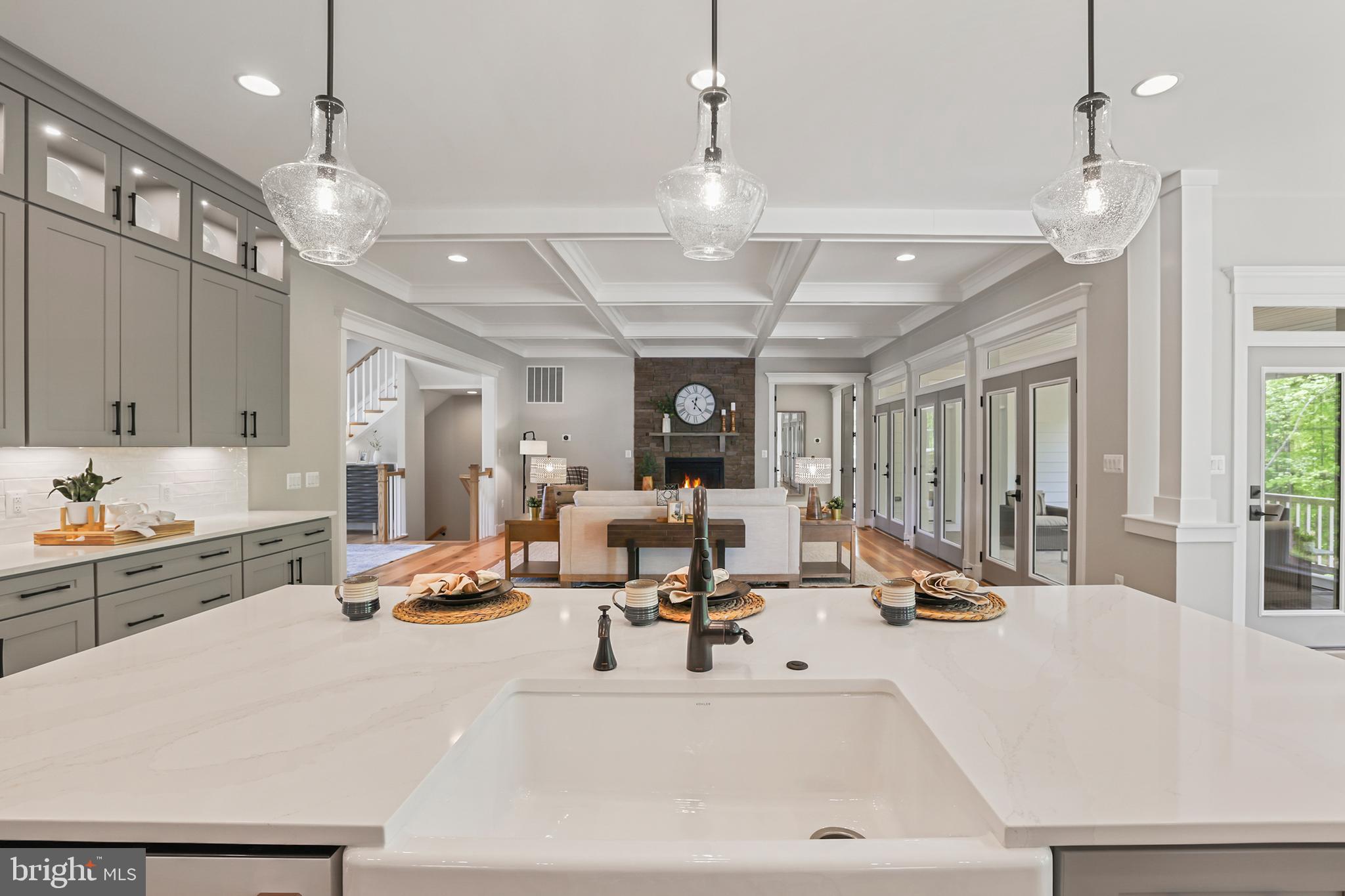 BRADDOCK WOODS - Residential