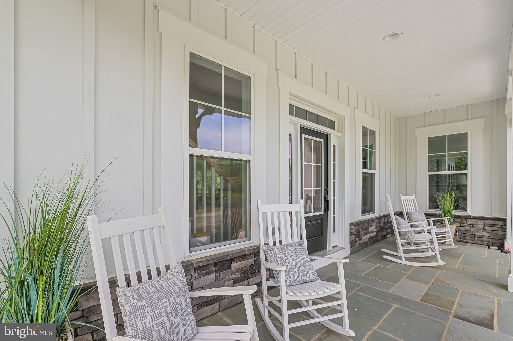 BRADDOCK WOODS - Residential