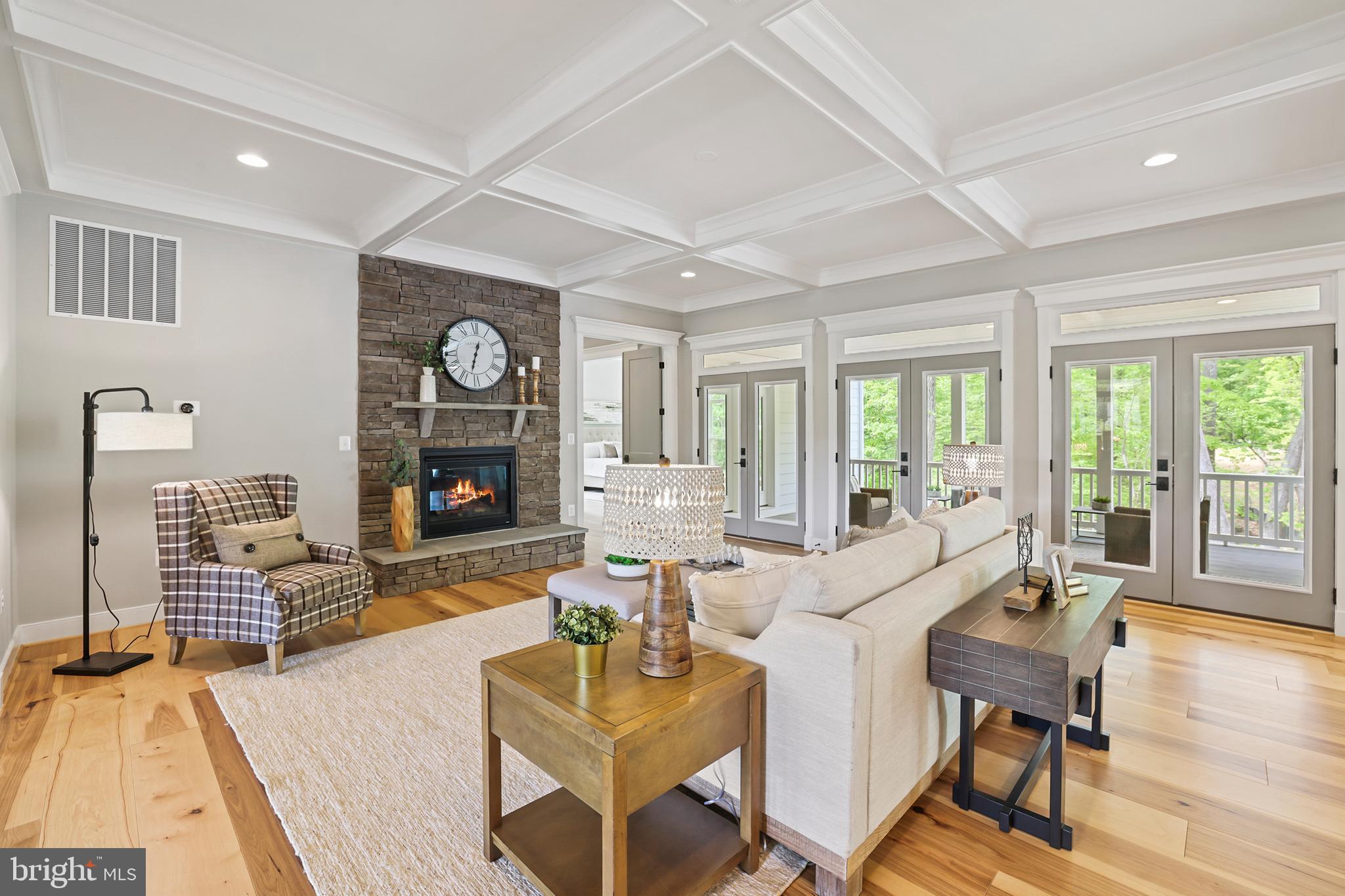 BRADDOCK WOODS - Residential