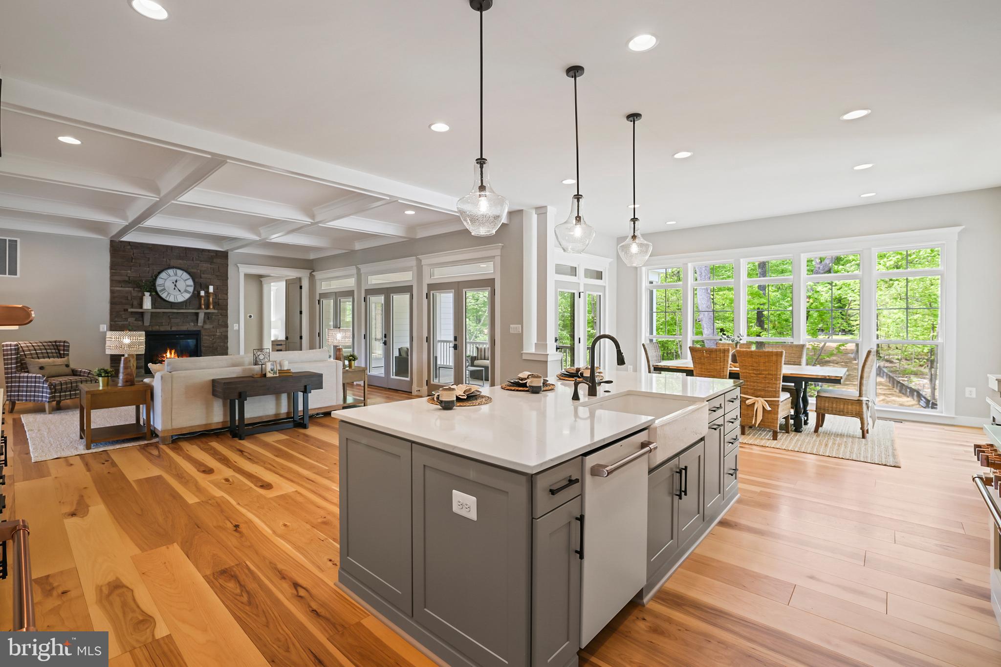 BRADDOCK WOODS - Residential