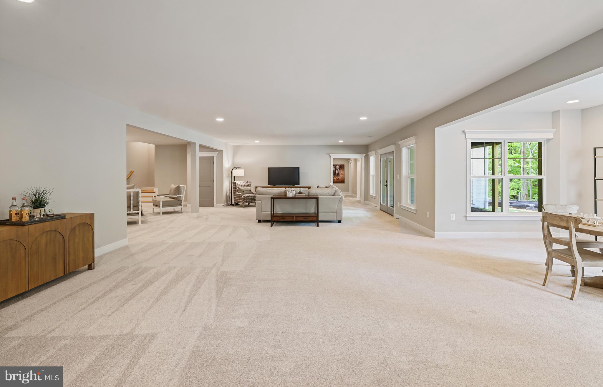 BRADDOCK WOODS - Residential