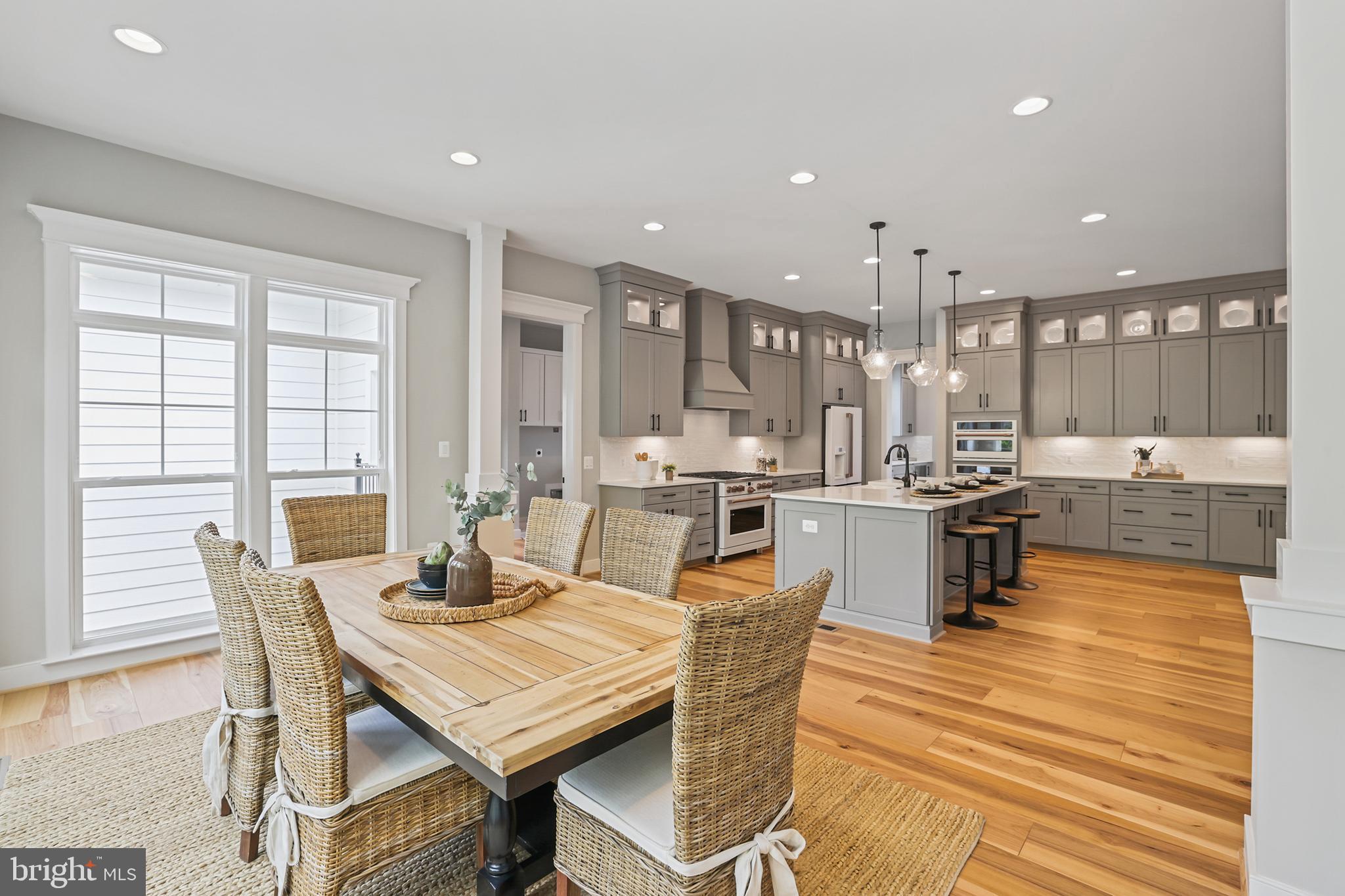 BRADDOCK WOODS - Residential