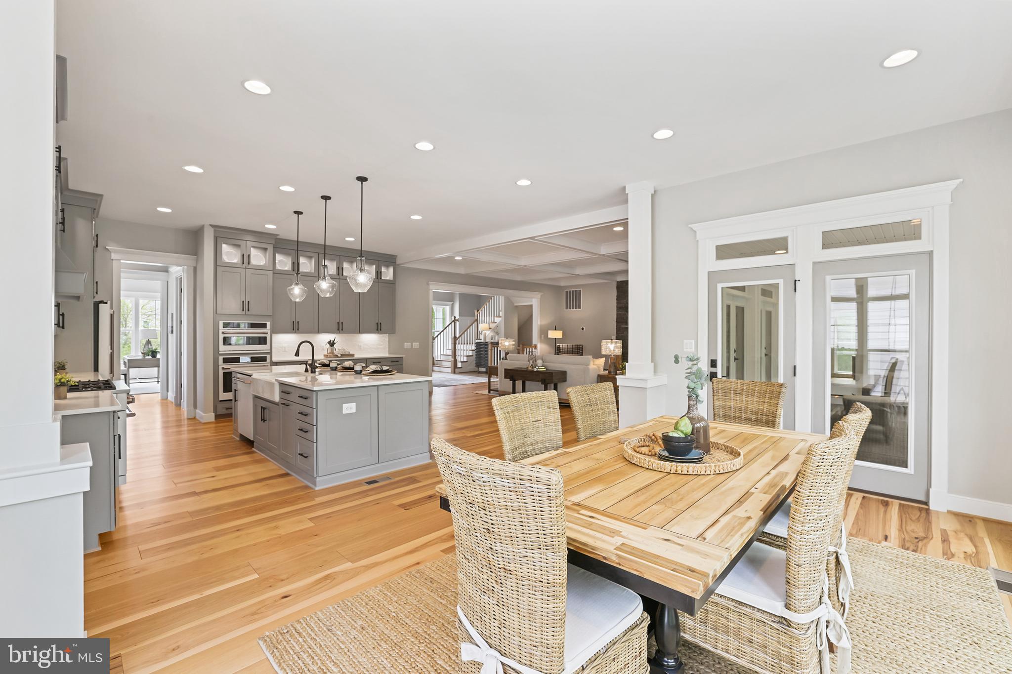 BRADDOCK WOODS - Residential