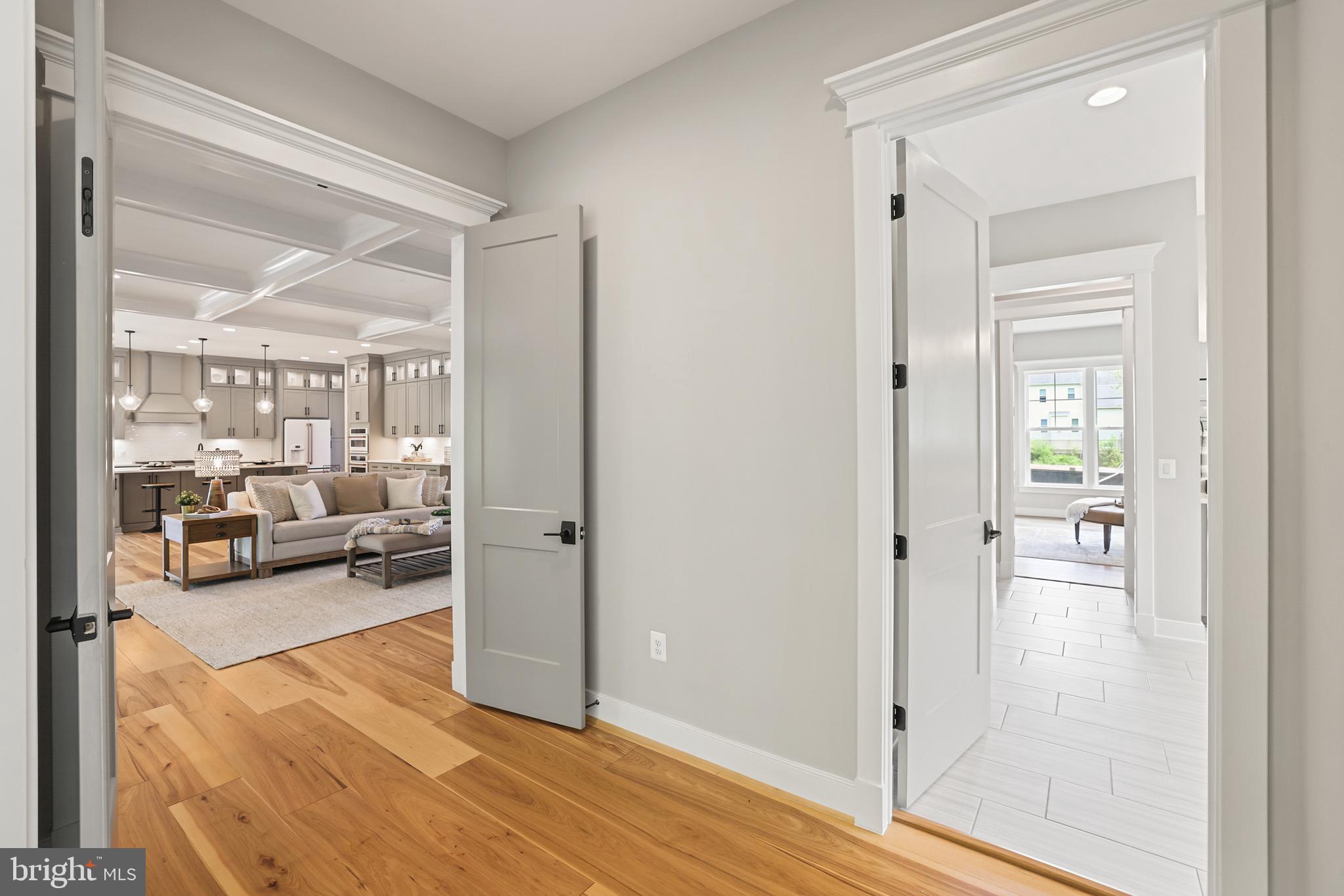 BRADDOCK WOODS - Residential