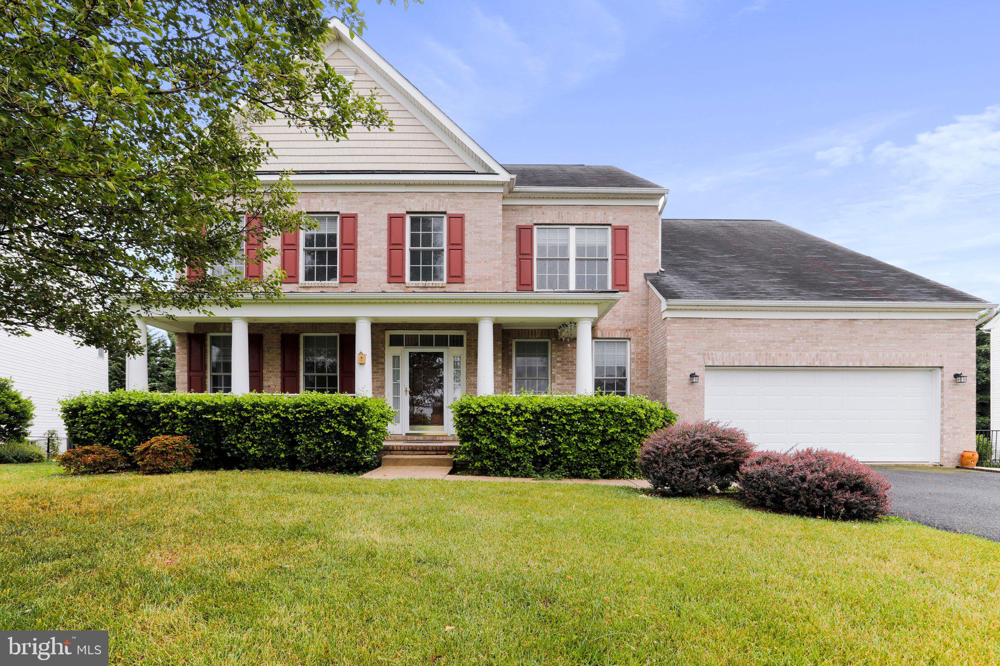 MAPLE VALLEY ESTATES - Residential