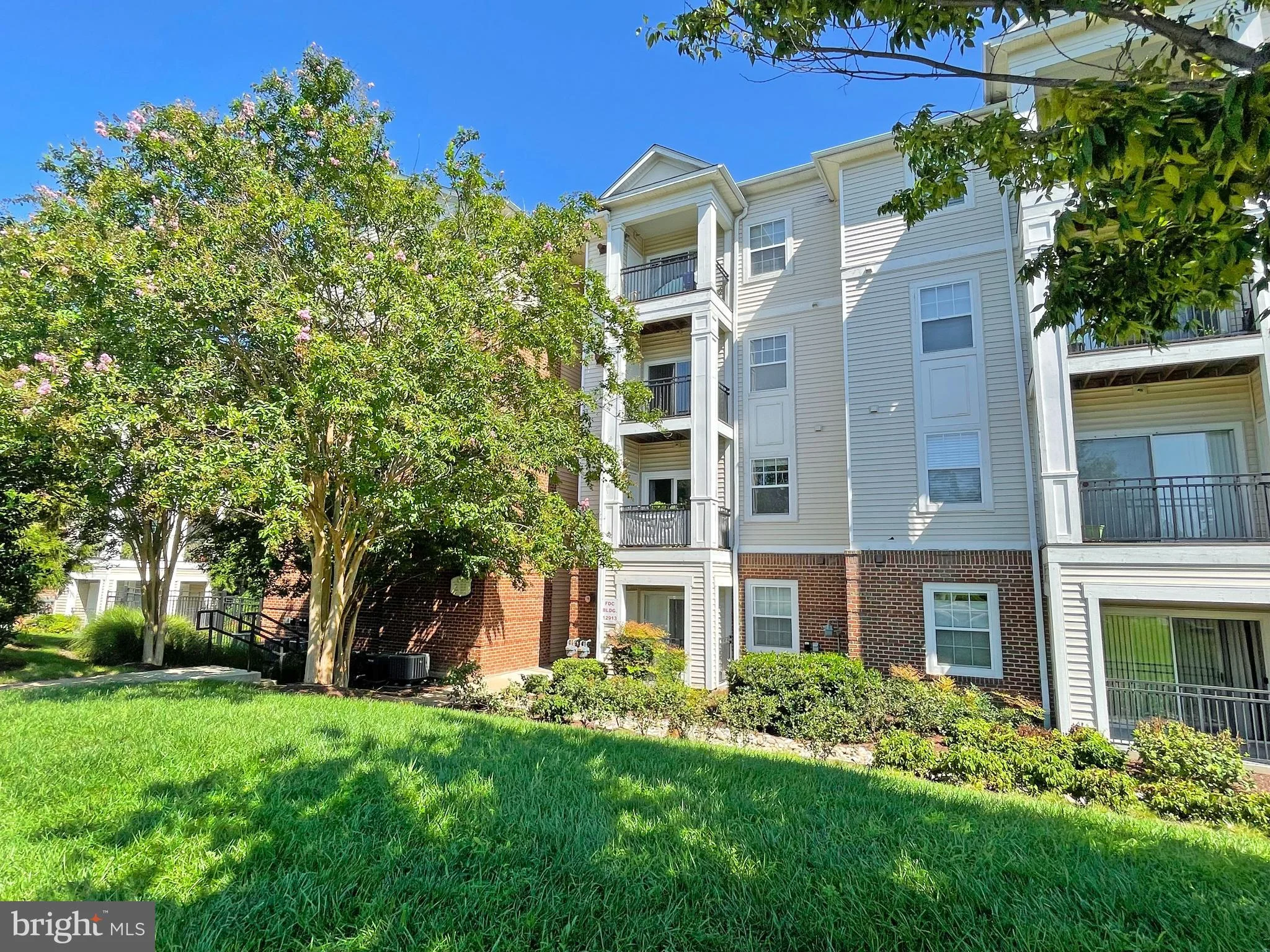 12913 Centre Park Circle Unit 307, Herndon, VA 20171