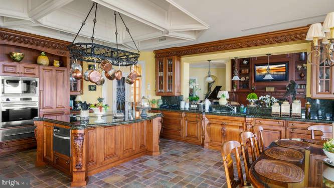 MARTHA'S  LANDING - Residential