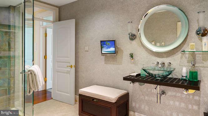 MARTHA'S  LANDING - Residential