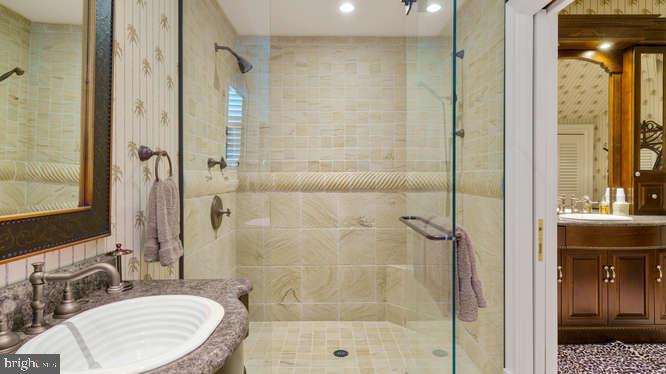 MARTHA'S  LANDING - Residential