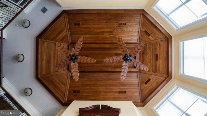 MARTHA'S  LANDING - Residential