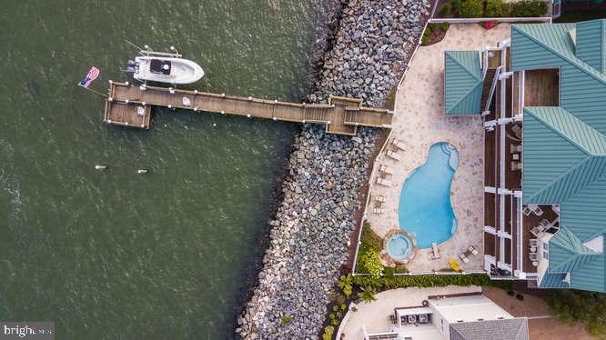 MARTHA'S  LANDING - Residential