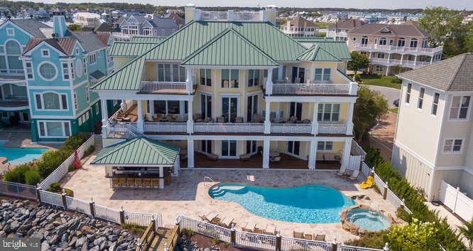 MARTHA'S  LANDING - Residential