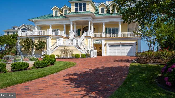 MARTHA'S  LANDING - Residential