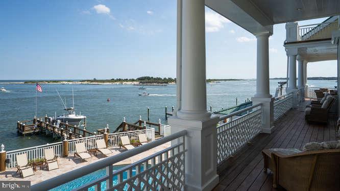 MARTHA'S  LANDING - Residential