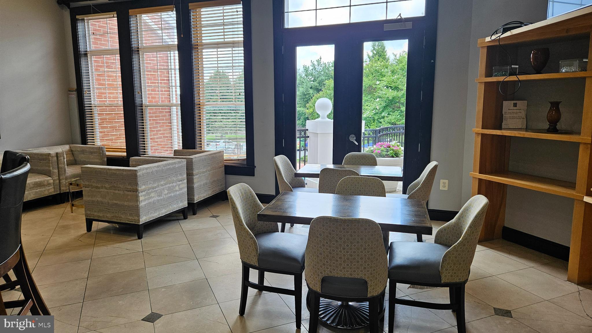 FAIRFAX RIDGE CONDOS - Residential Lease