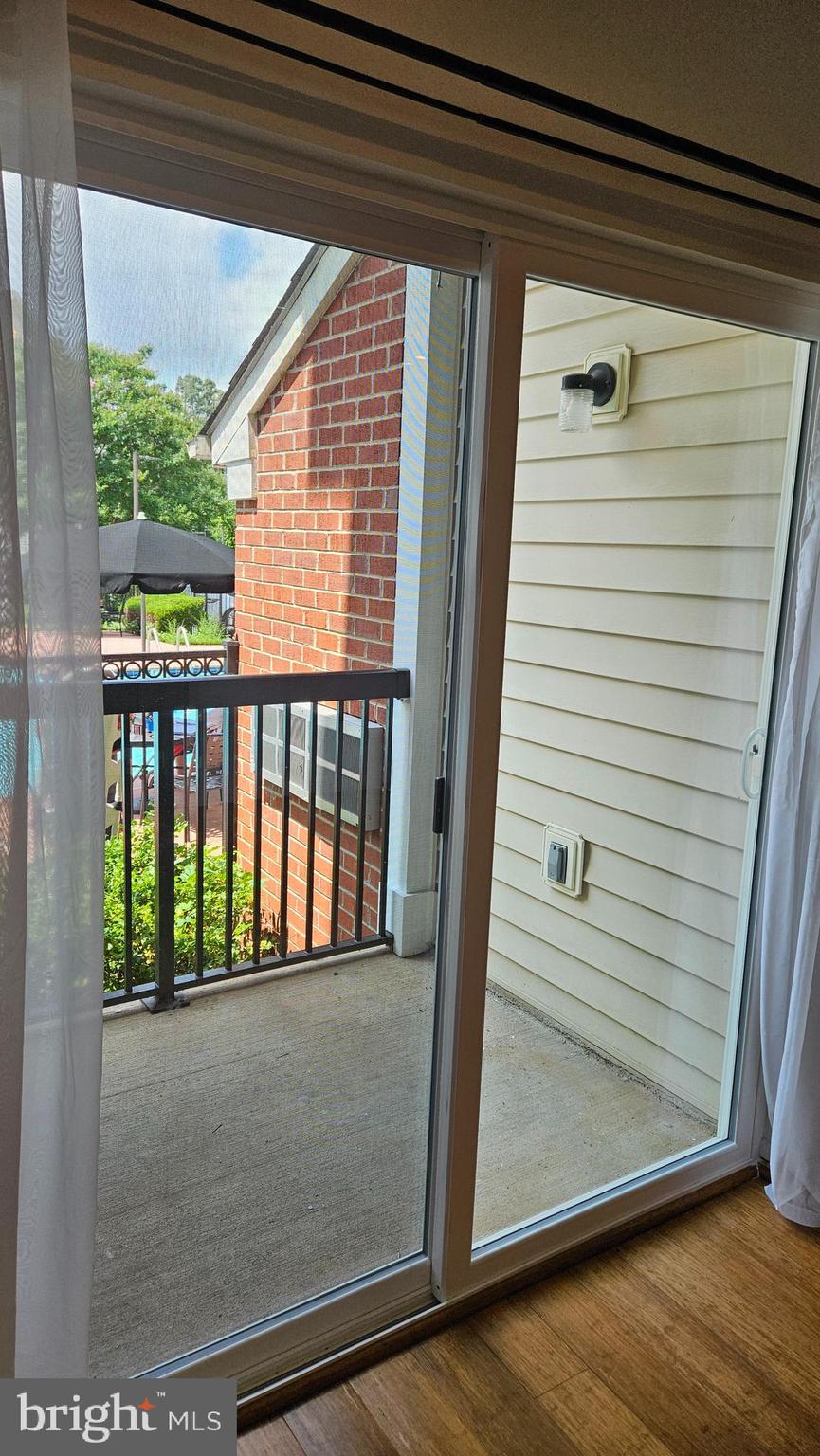 FAIRFAX RIDGE CONDOS - Residential Lease