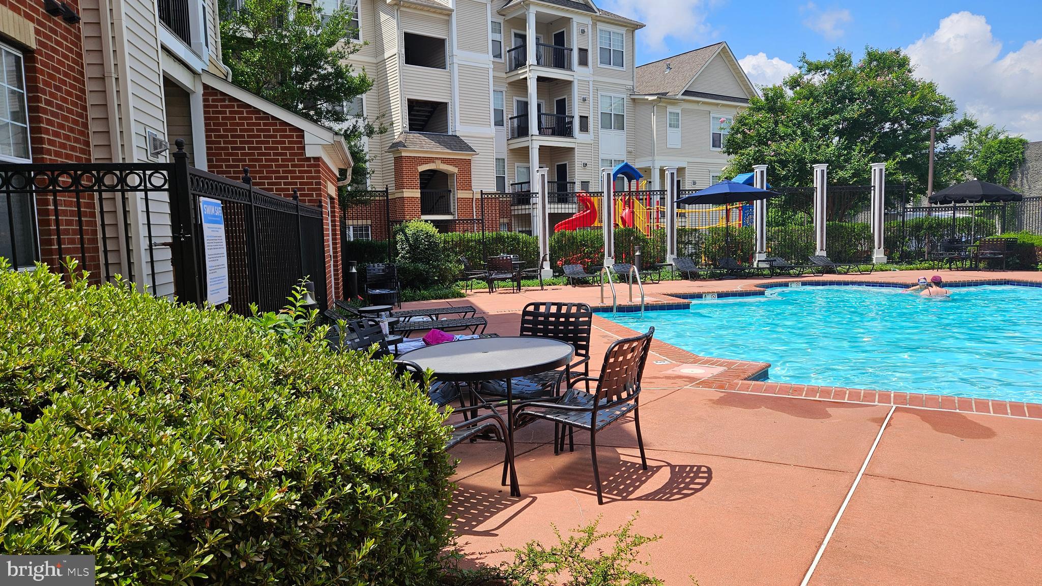 FAIRFAX RIDGE CONDOS - Residential Lease