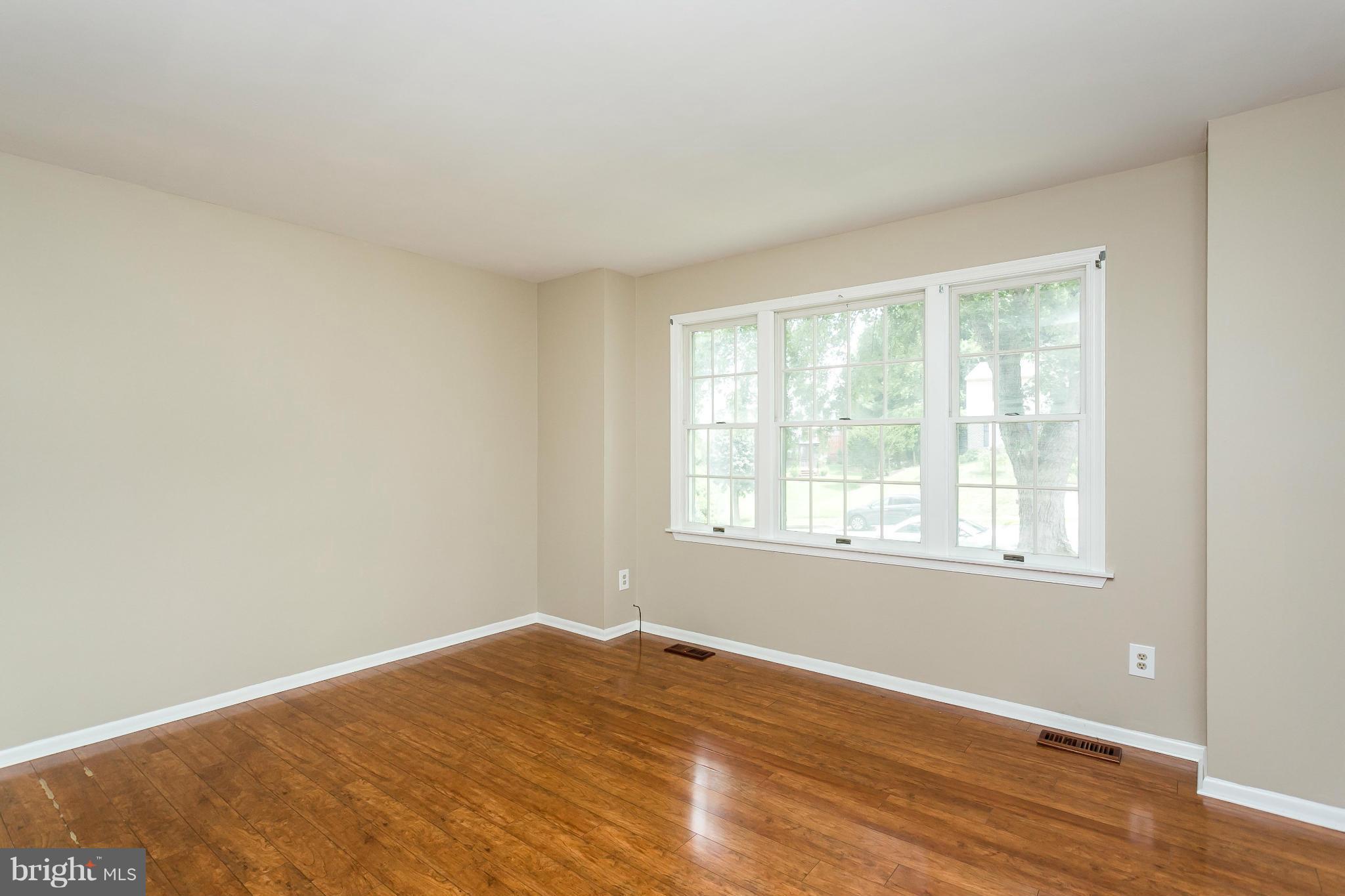 HUNTERS RUN - Residential