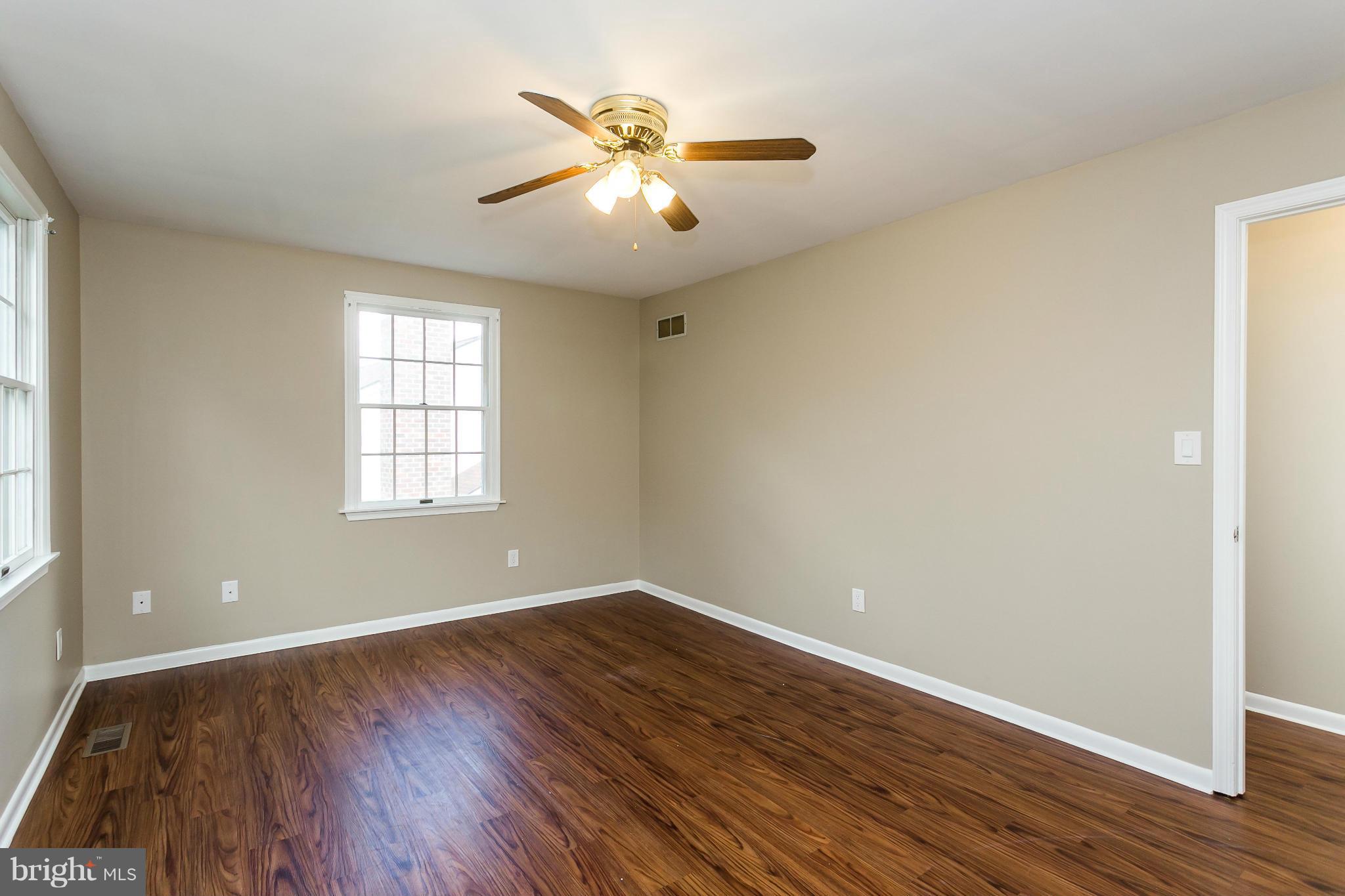 HUNTERS RUN - Residential