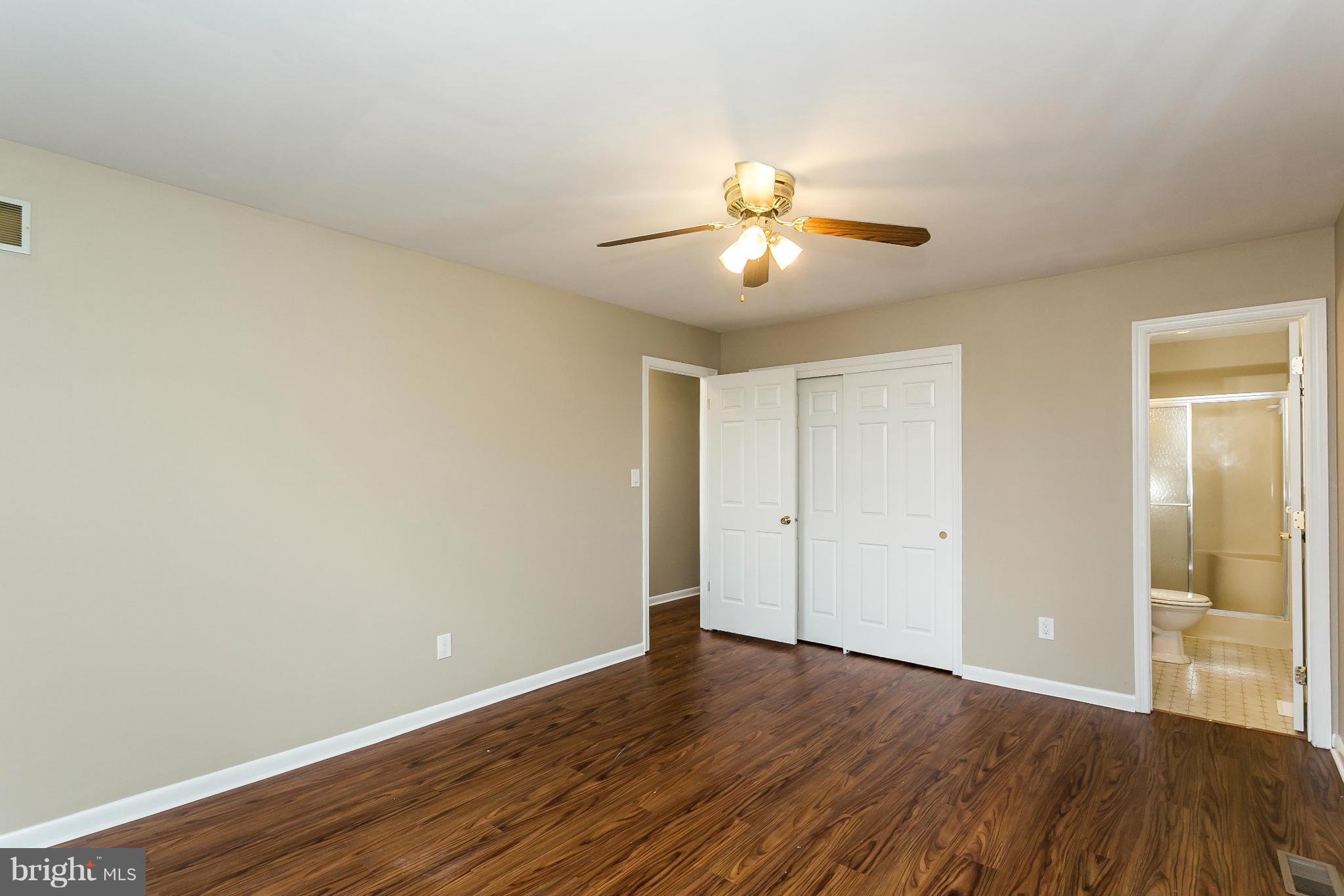 HUNTERS RUN - Residential