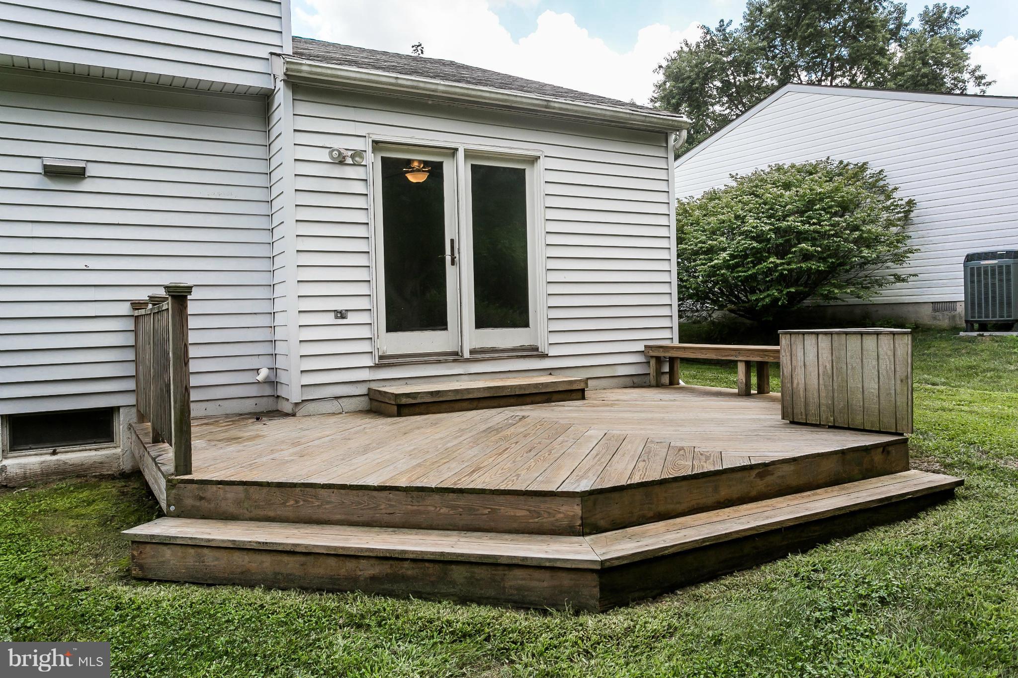 HUNTERS RUN - Residential