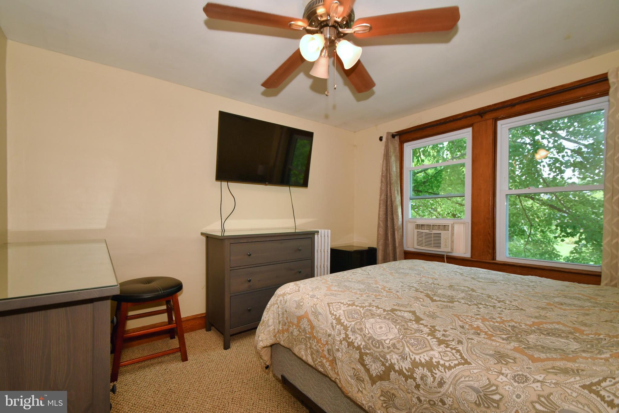 ELMWOOD - Residential