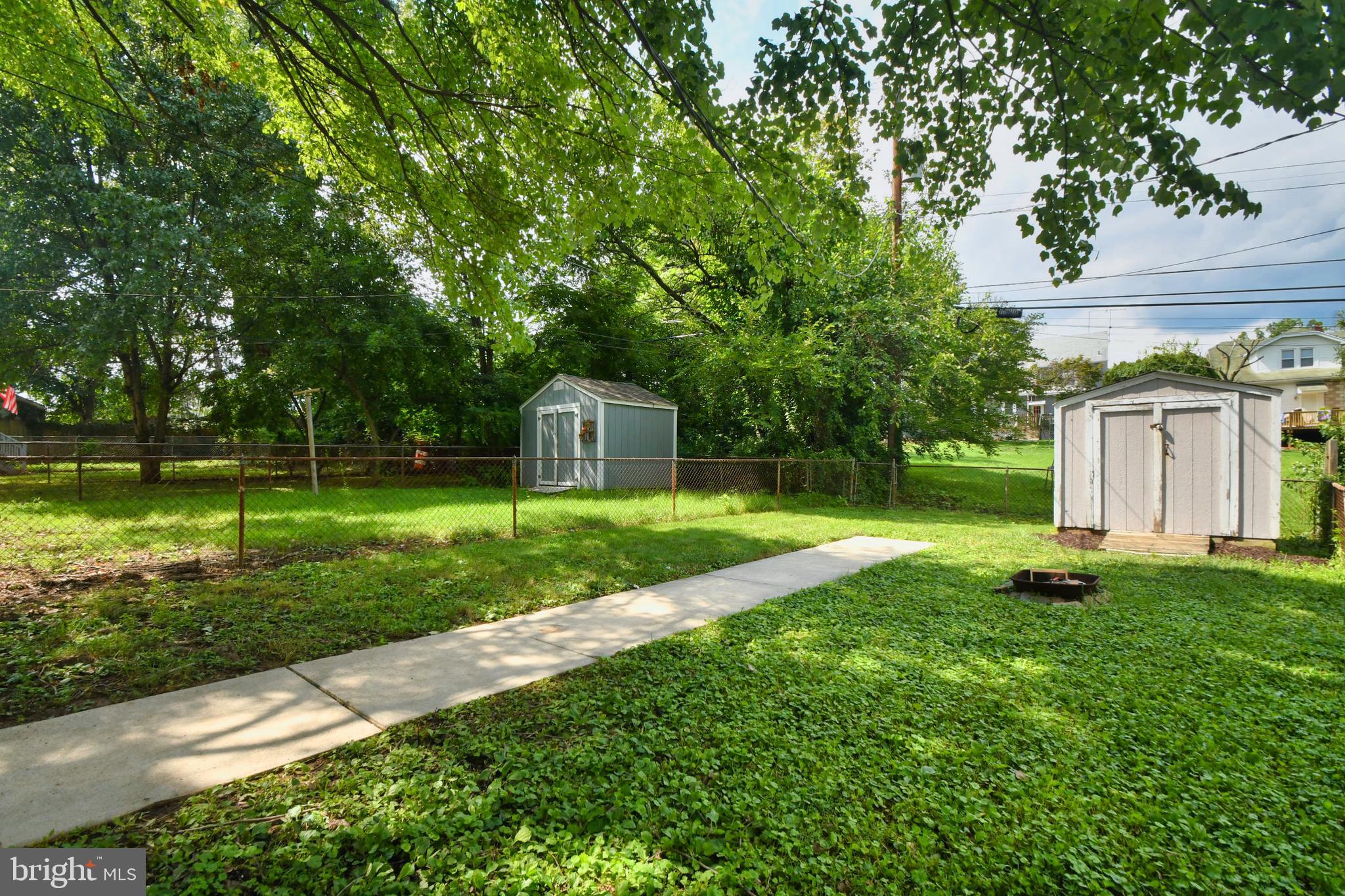 ELMWOOD - Residential