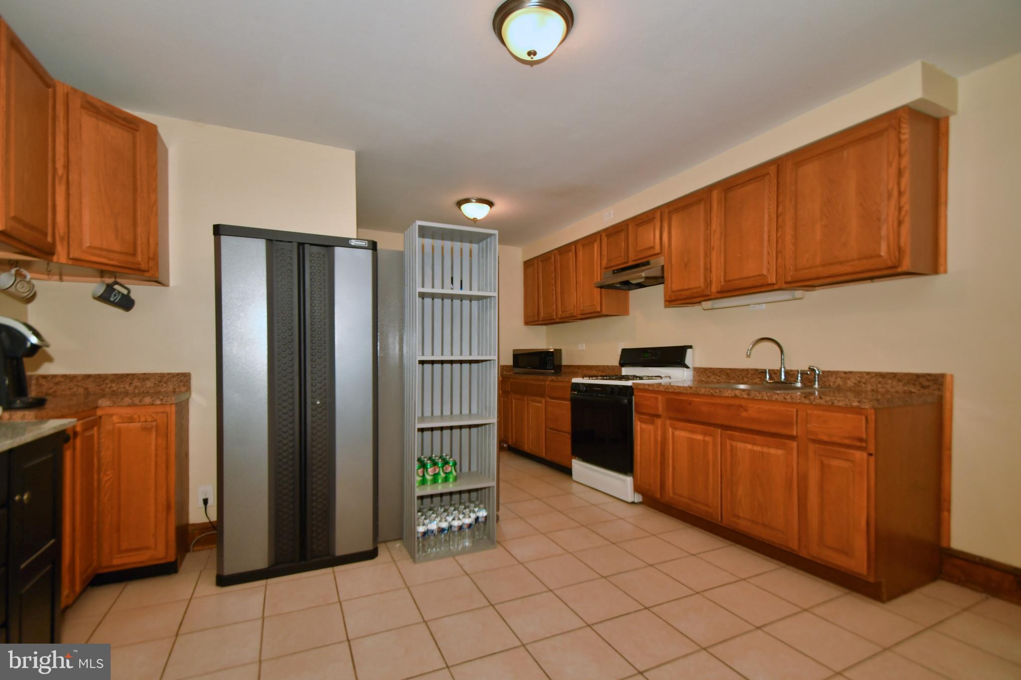 ELMWOOD - Residential