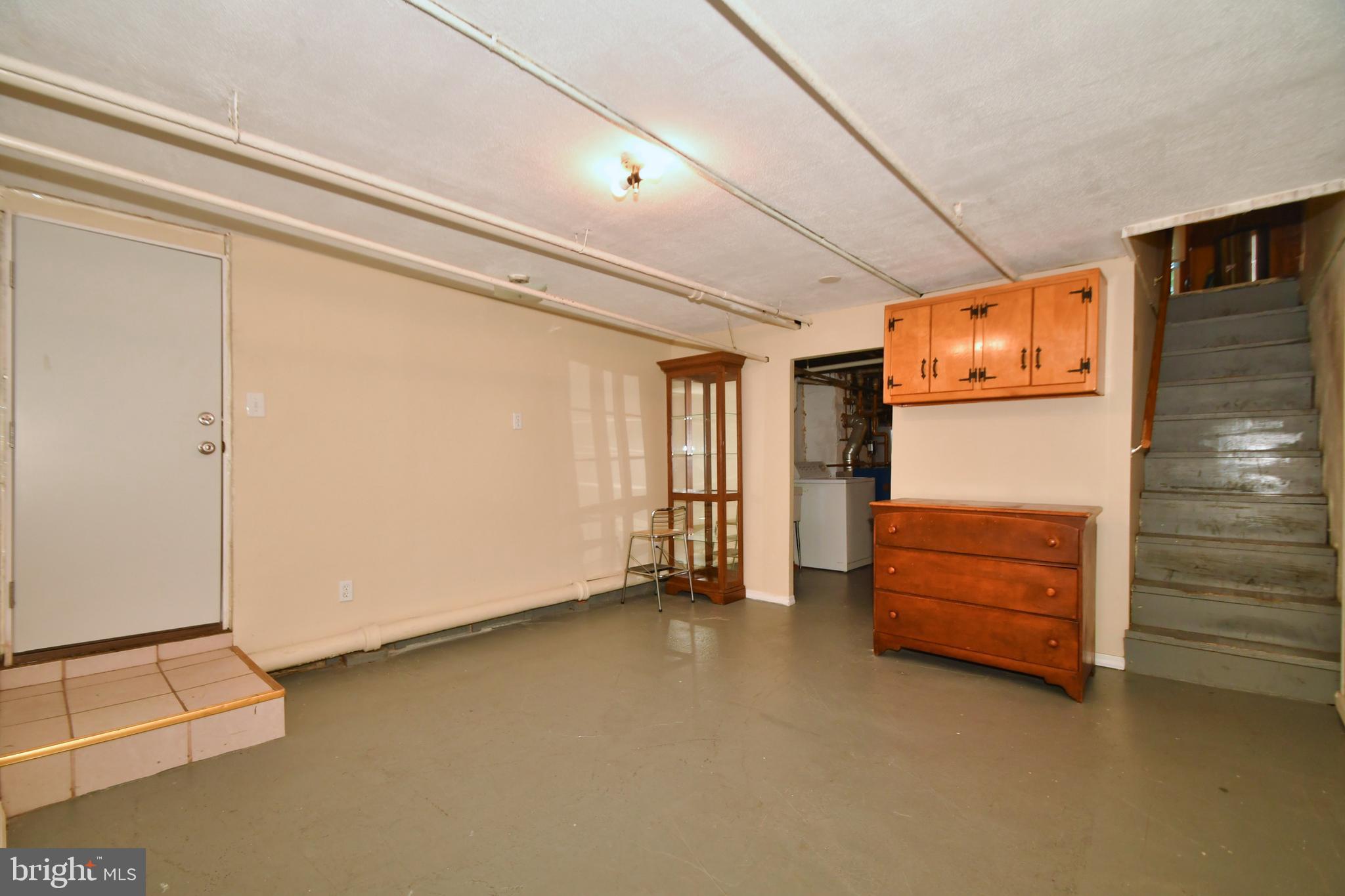 ELMWOOD - Residential