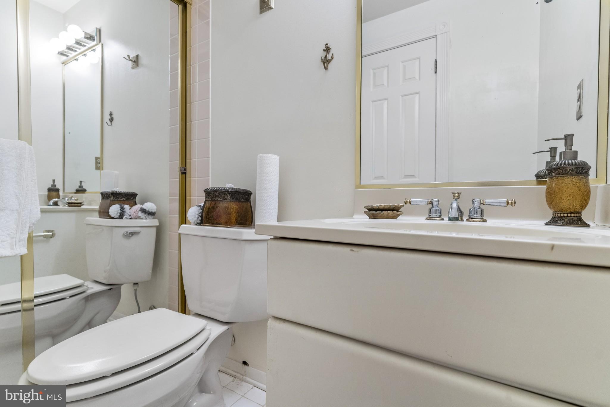 DARNESTOWN OUTSIDE - Residential