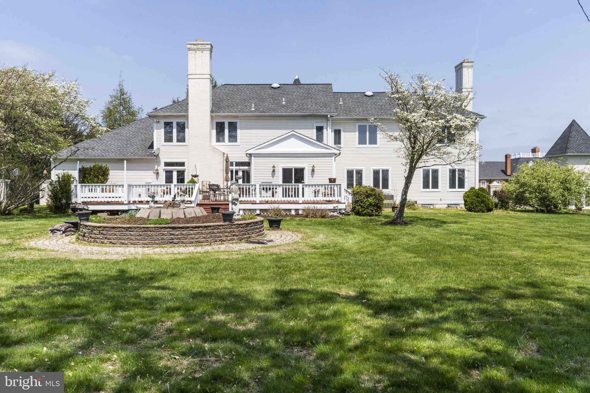 DARNESTOWN OUTSIDE - Residential