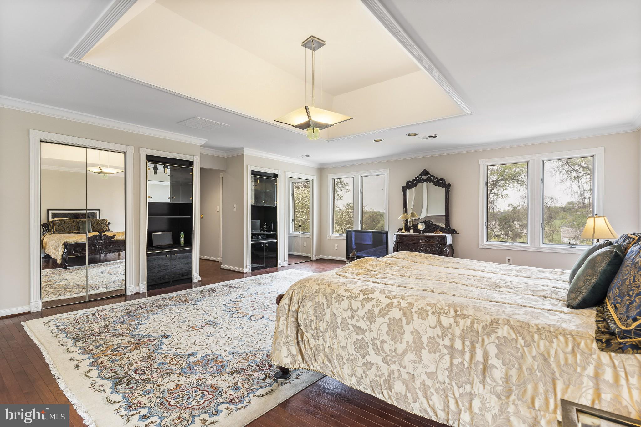 DARNESTOWN OUTSIDE - Residential