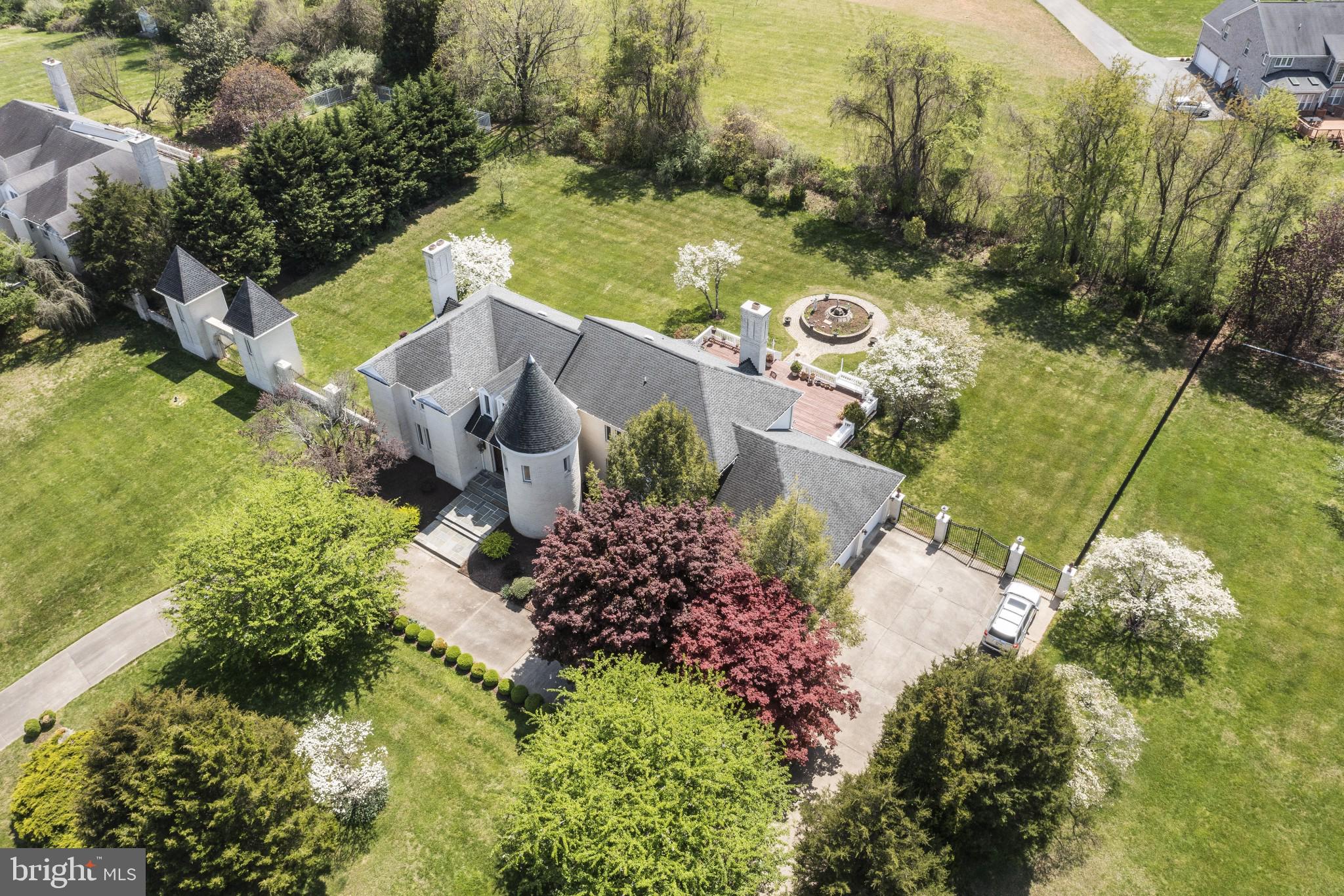 DARNESTOWN OUTSIDE - Residential