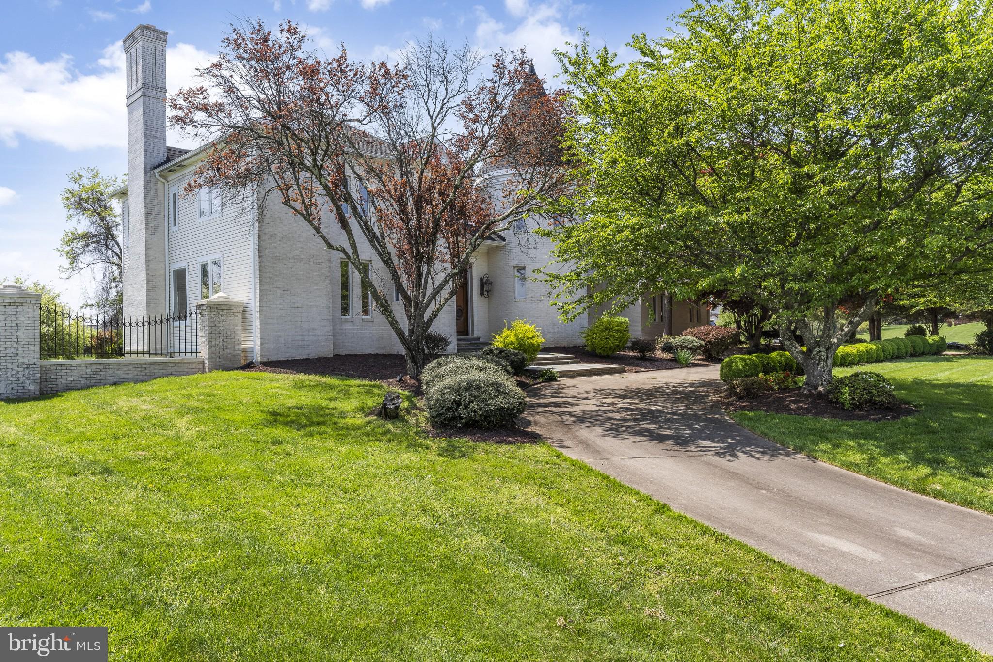 DARNESTOWN OUTSIDE - Residential