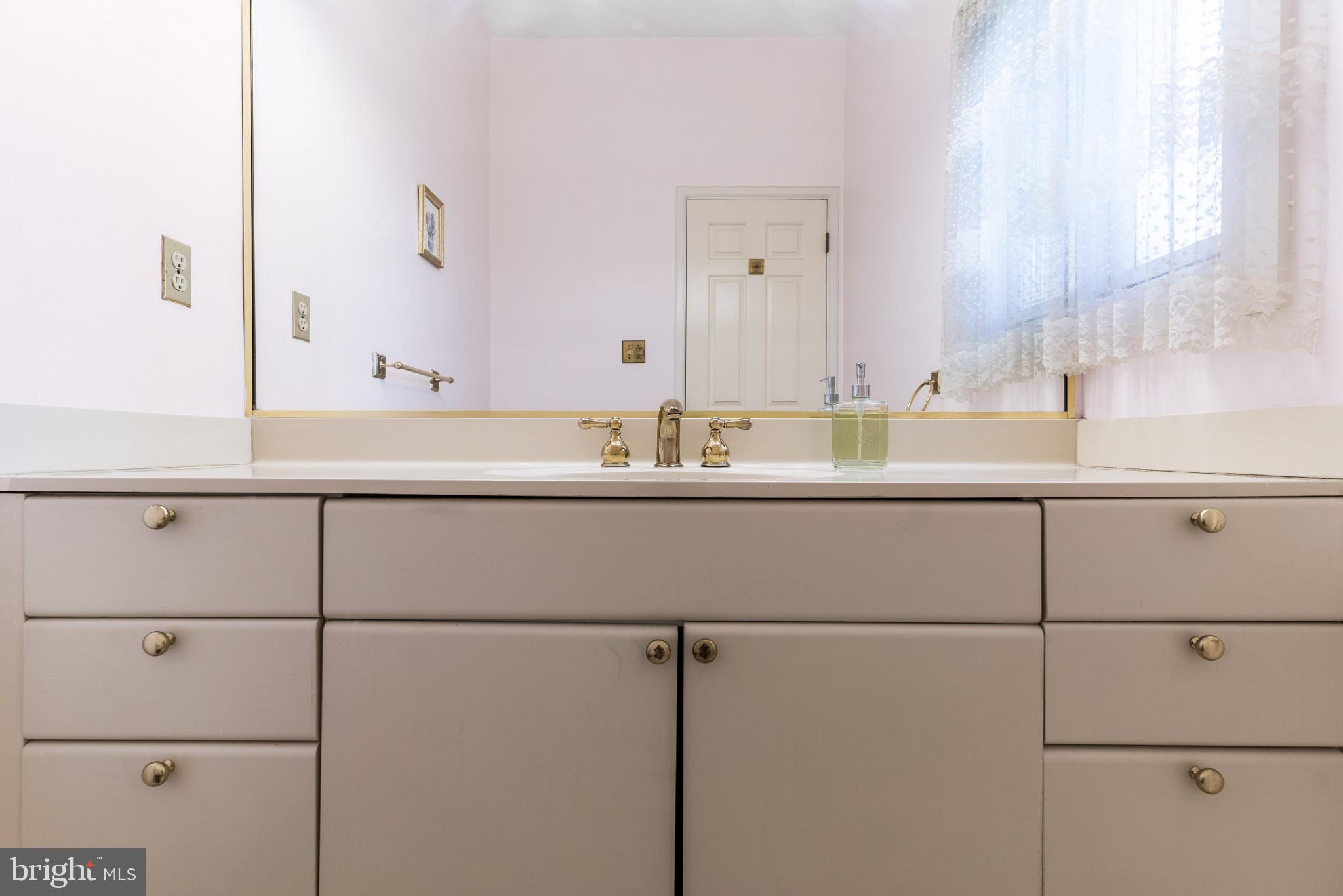 DARNESTOWN OUTSIDE - Residential