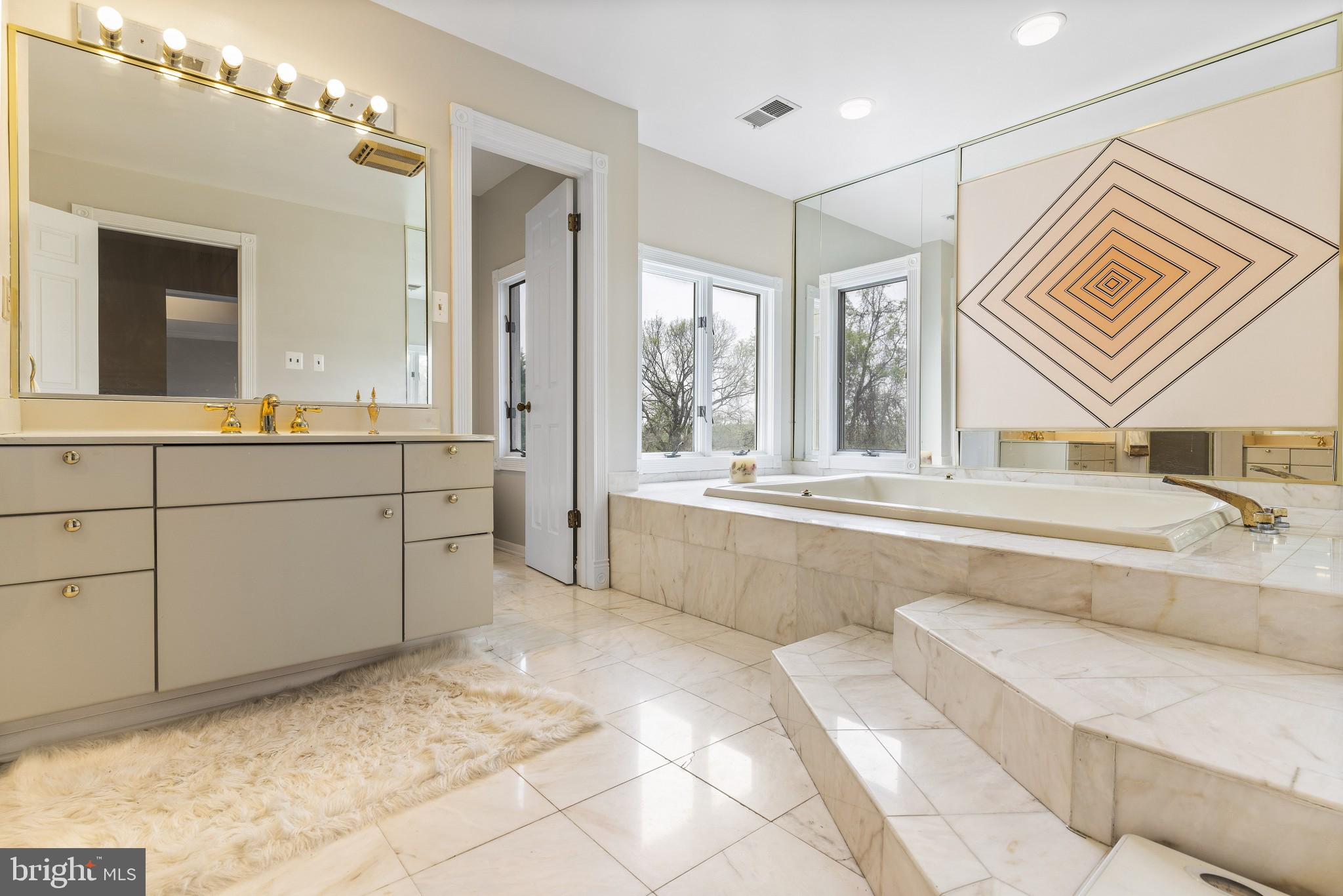 DARNESTOWN OUTSIDE - Residential