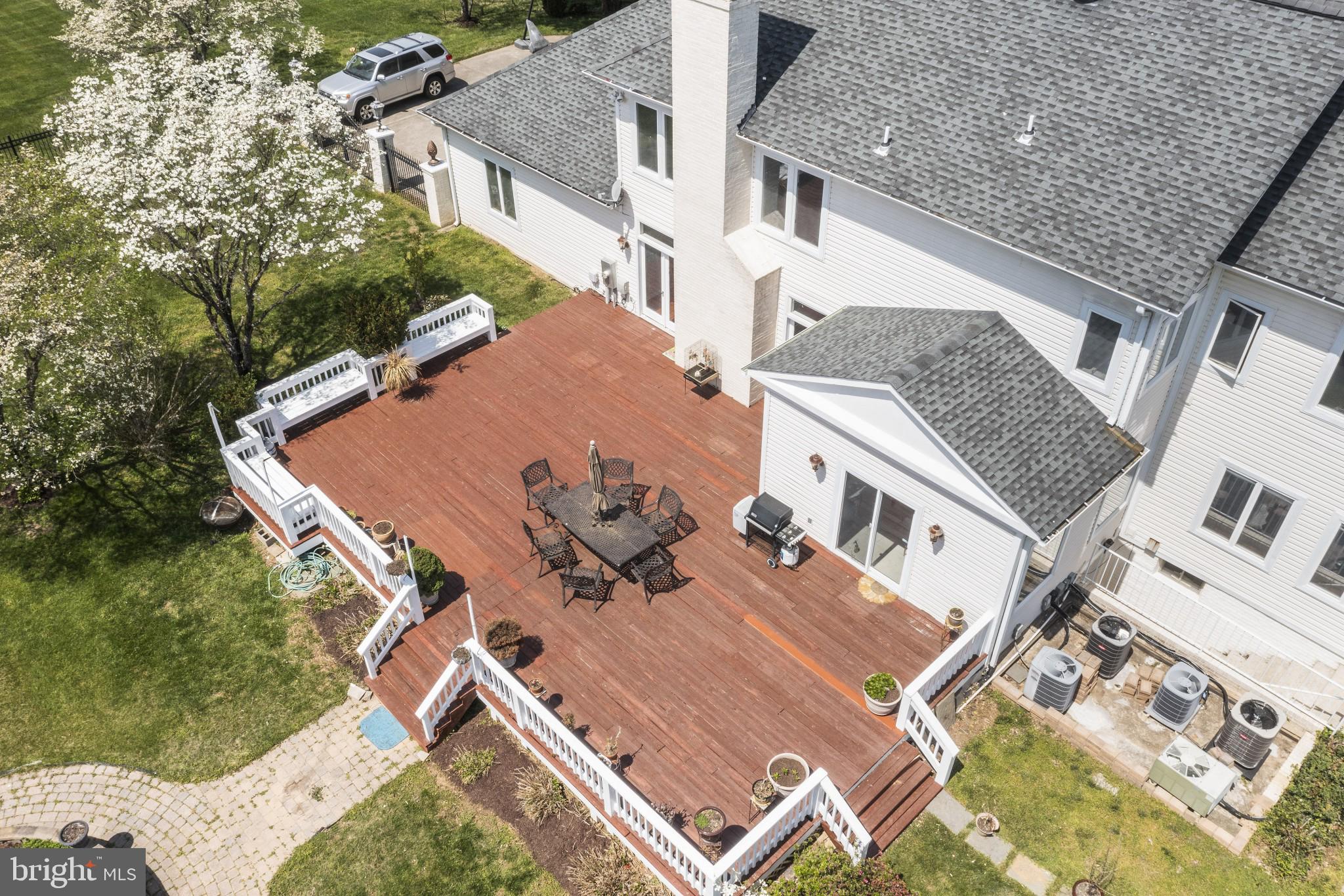 DARNESTOWN OUTSIDE - Residential