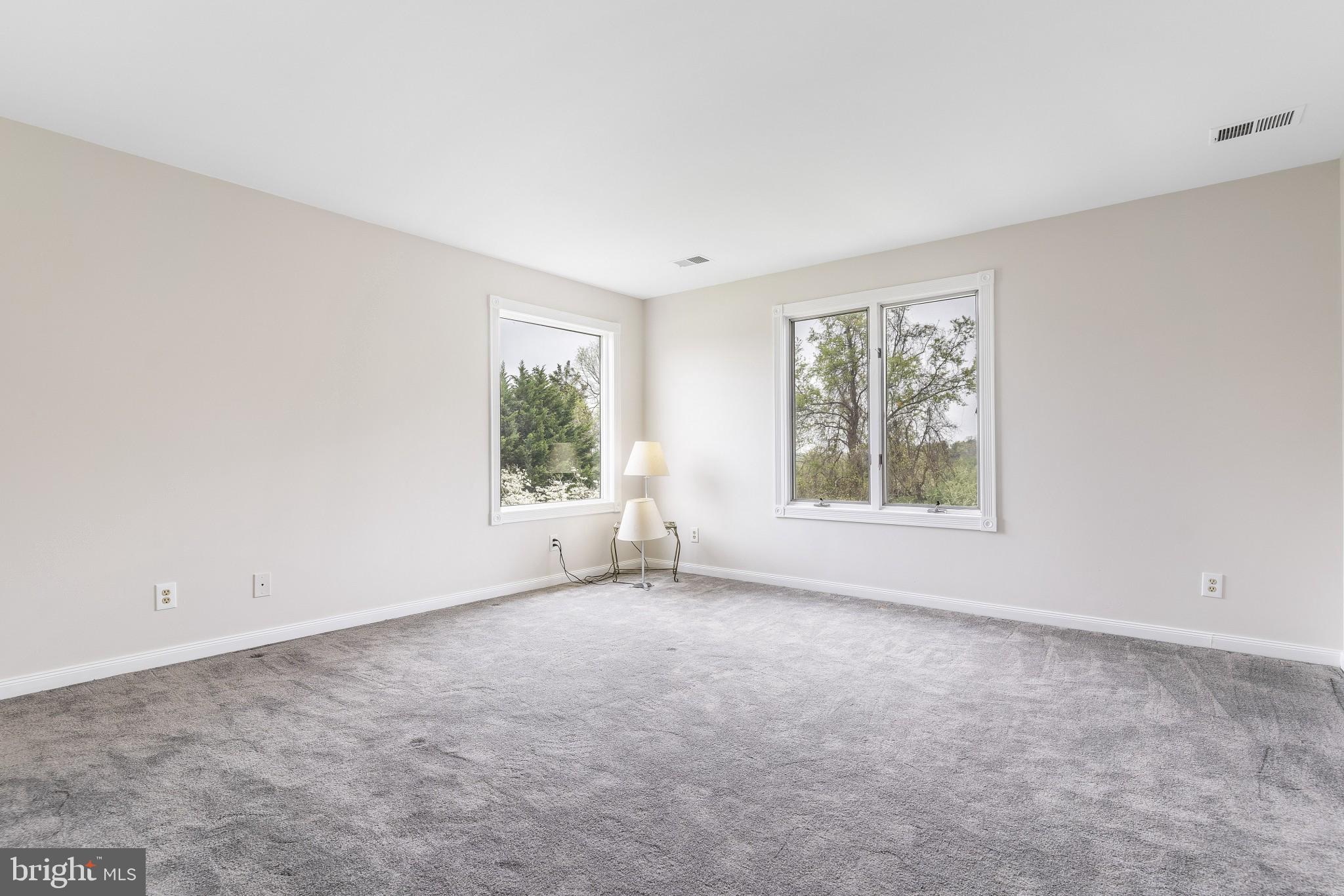 DARNESTOWN OUTSIDE - Residential