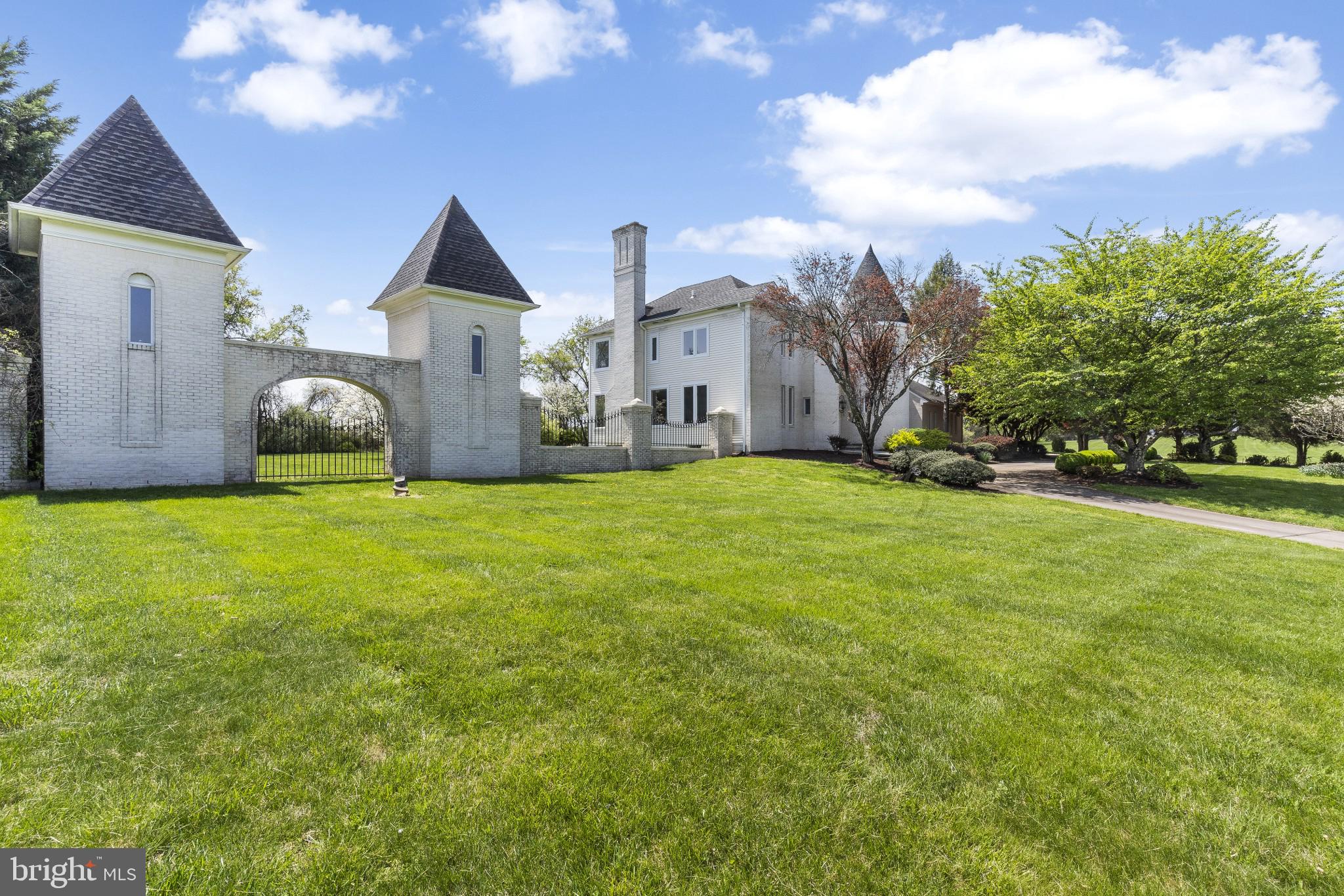 DARNESTOWN OUTSIDE - Residential