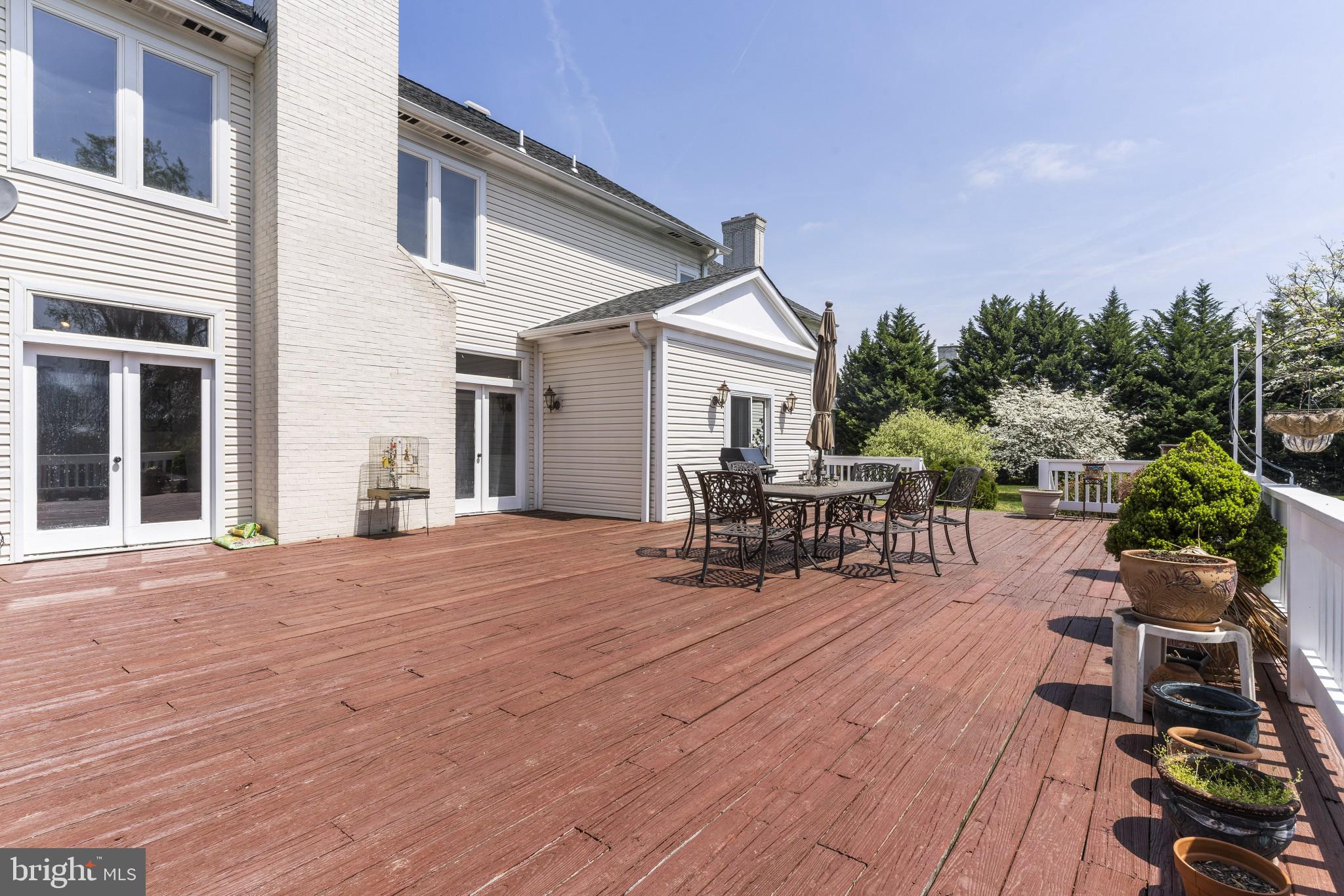 DARNESTOWN OUTSIDE - Residential