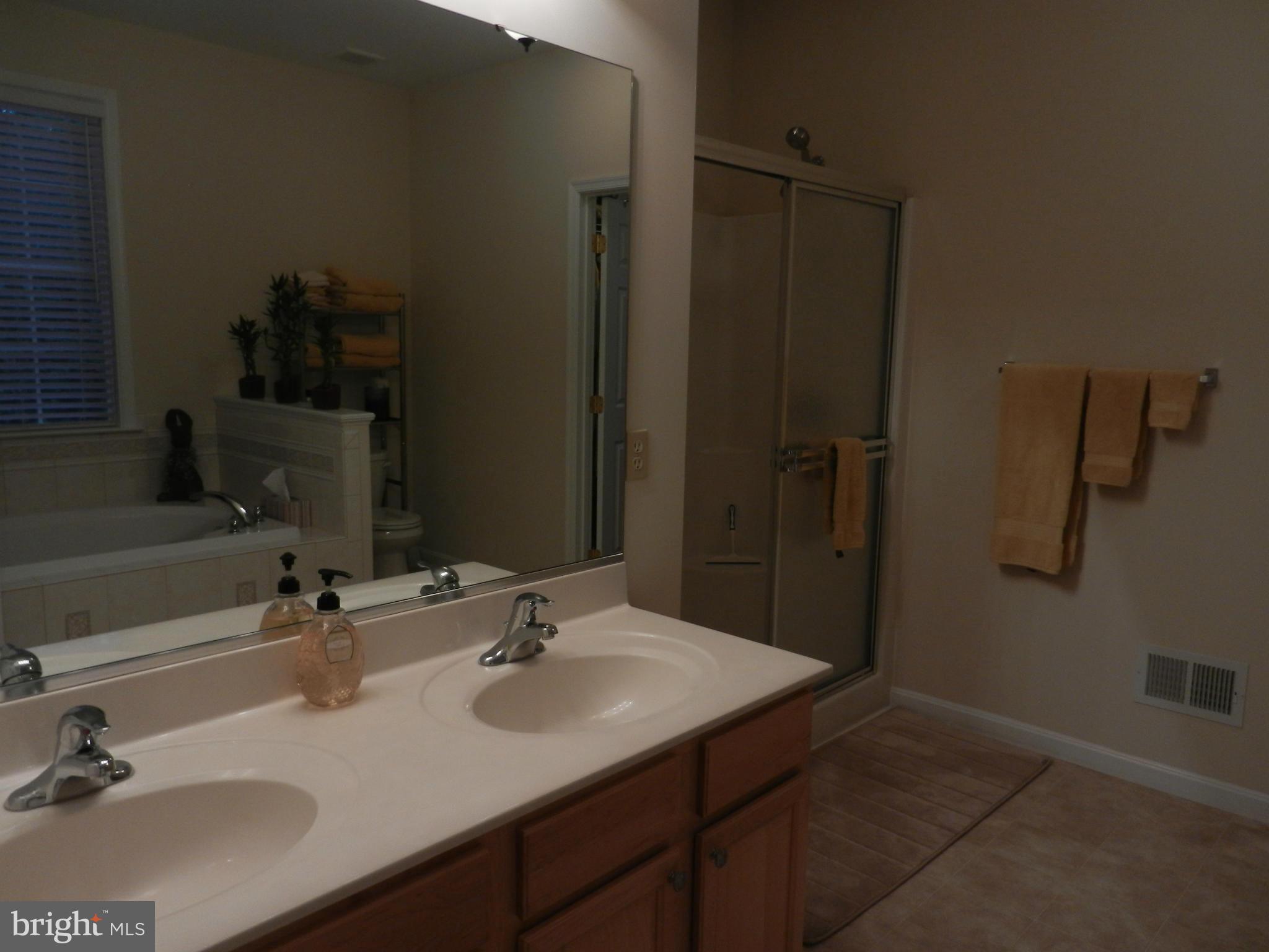 HOLLYBROOK FARM SUB - Residential