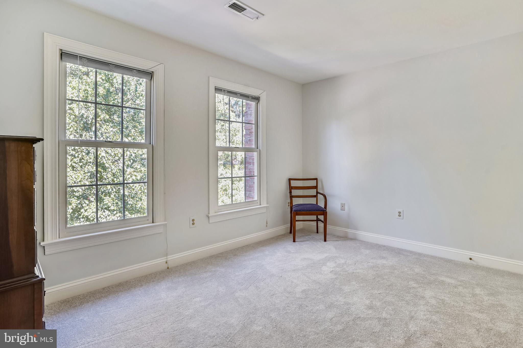 WOODLAND PARK - Residential