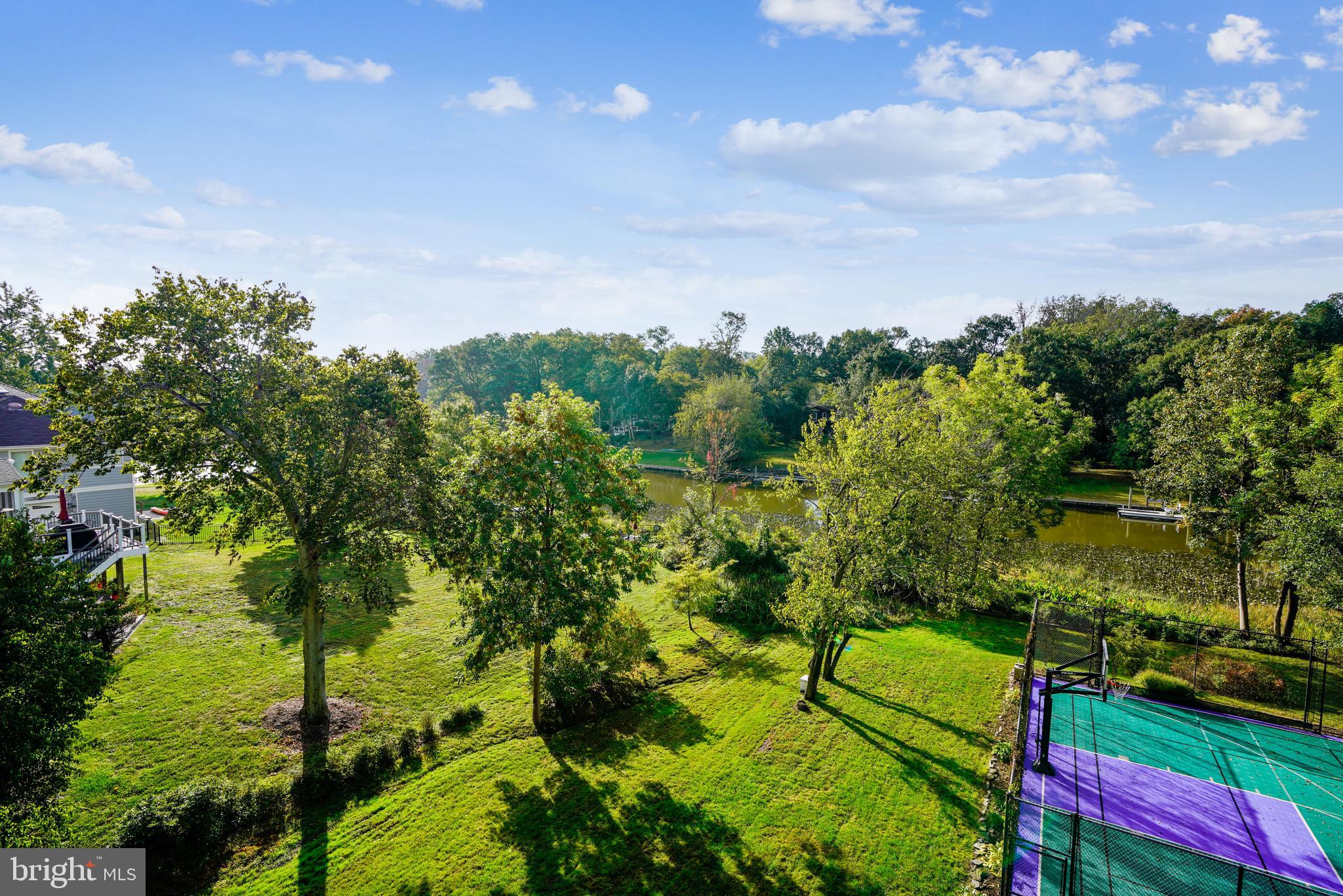 WOODLAND PARK - Residential