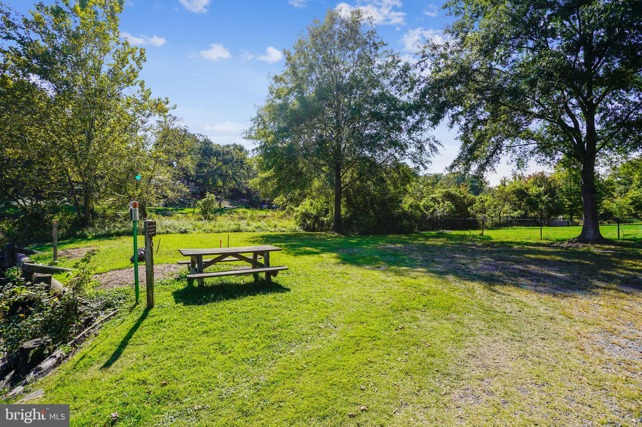 WOODLAND PARK - Residential