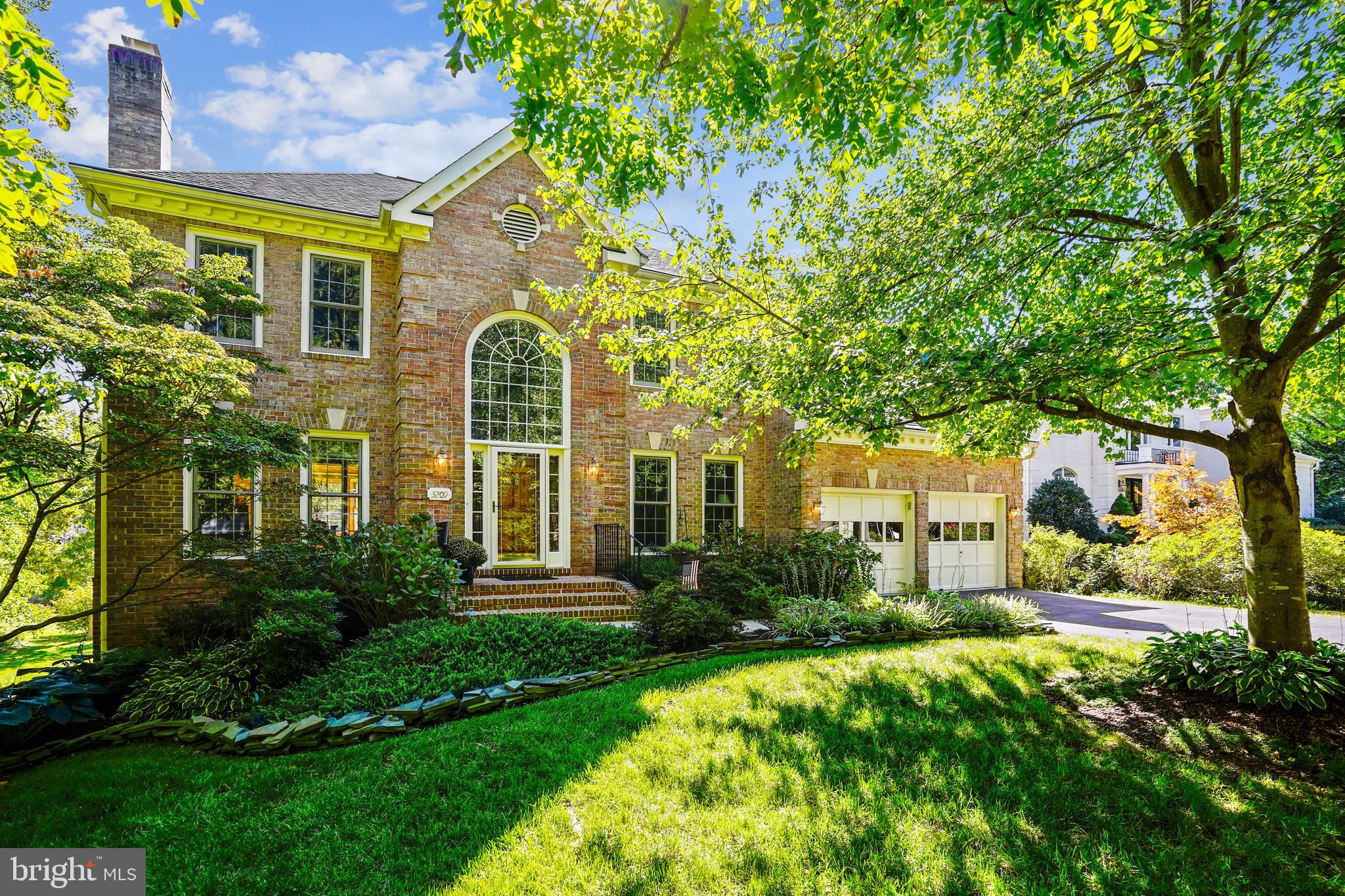 WOODLAND PARK - Residential