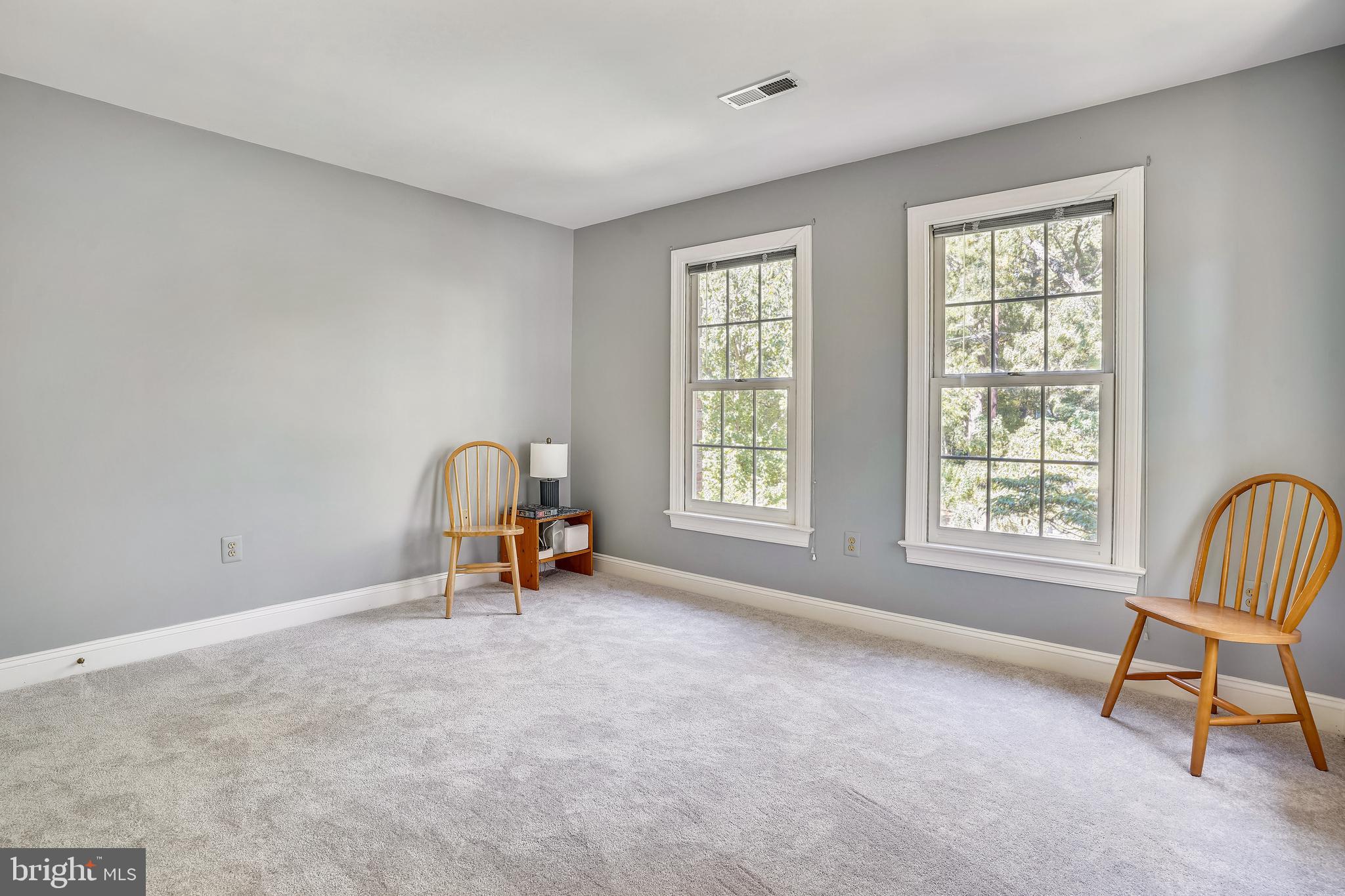 WOODLAND PARK - Residential