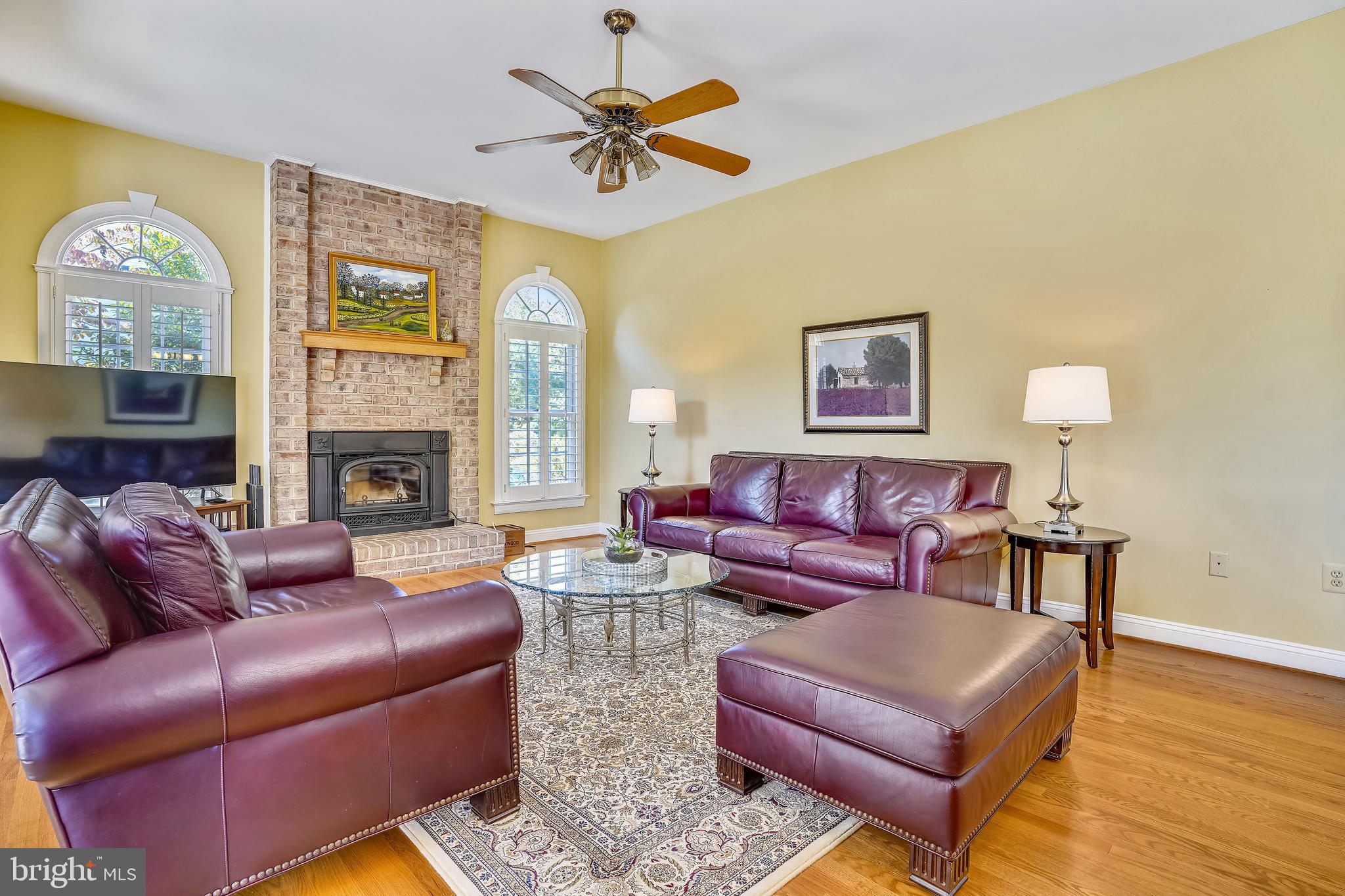 WOODLAND PARK - Residential