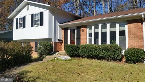 FAIRFAX VILLA - Residential