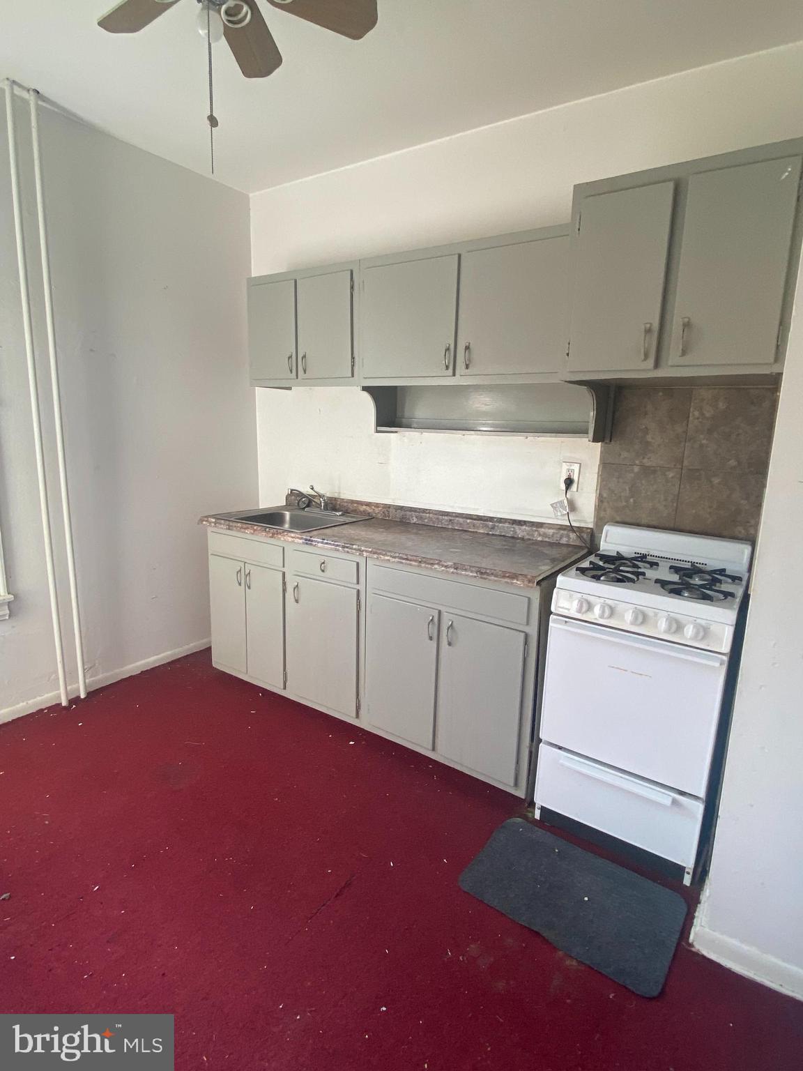 1800 PHILADELPHIA PIKE 5